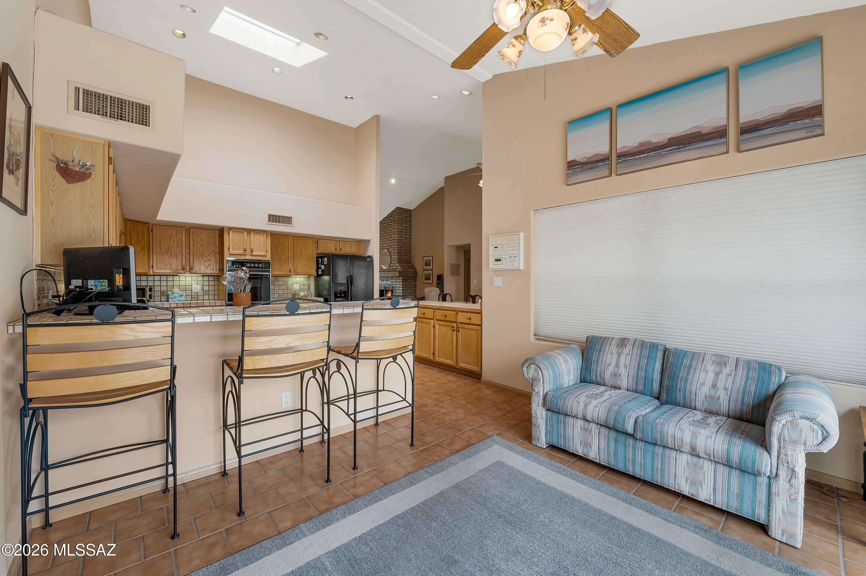 Loma De La Vista Verde (1-38) - Residential