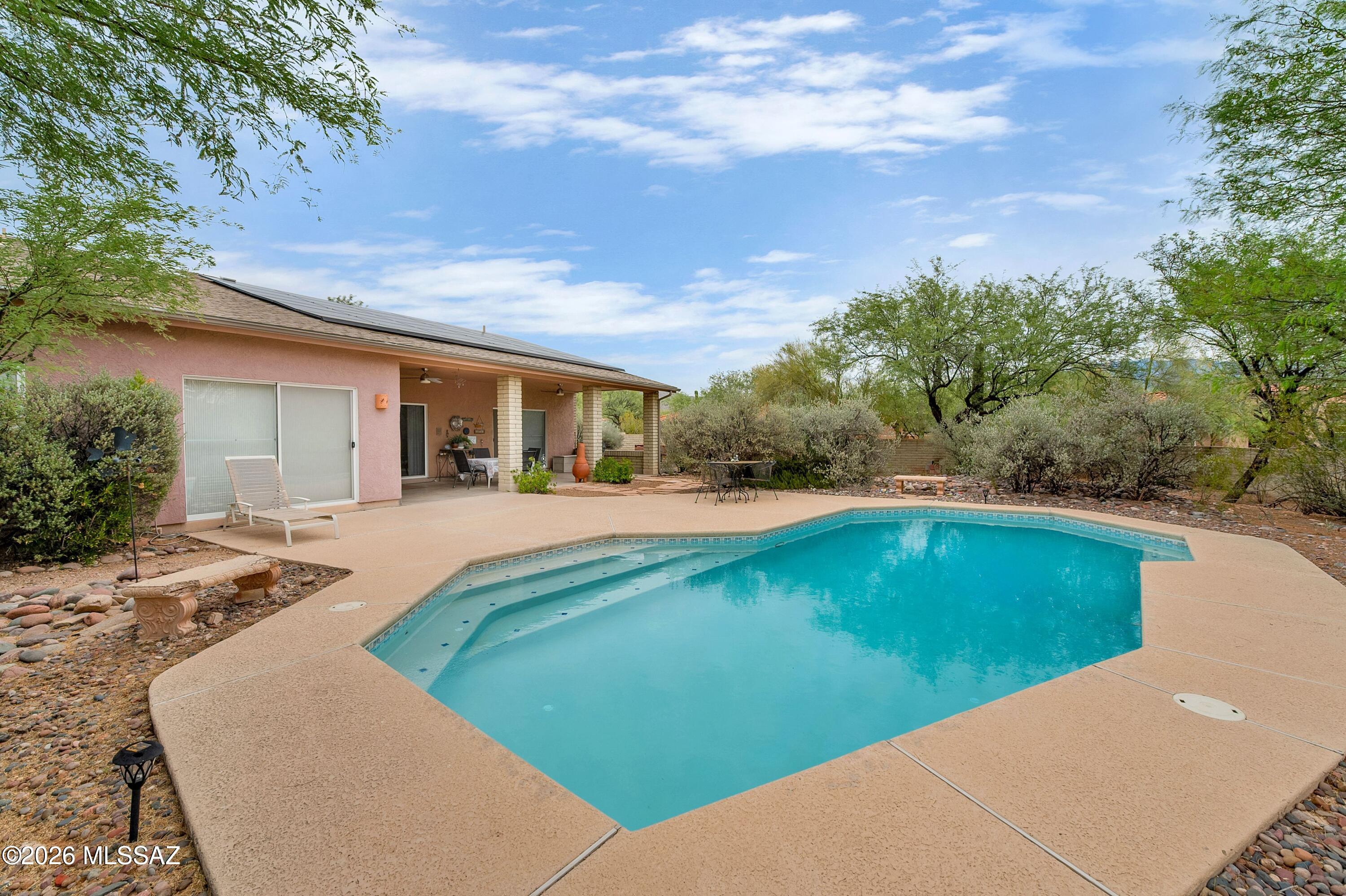 Loma De La Vista Verde (1-38) - Residential