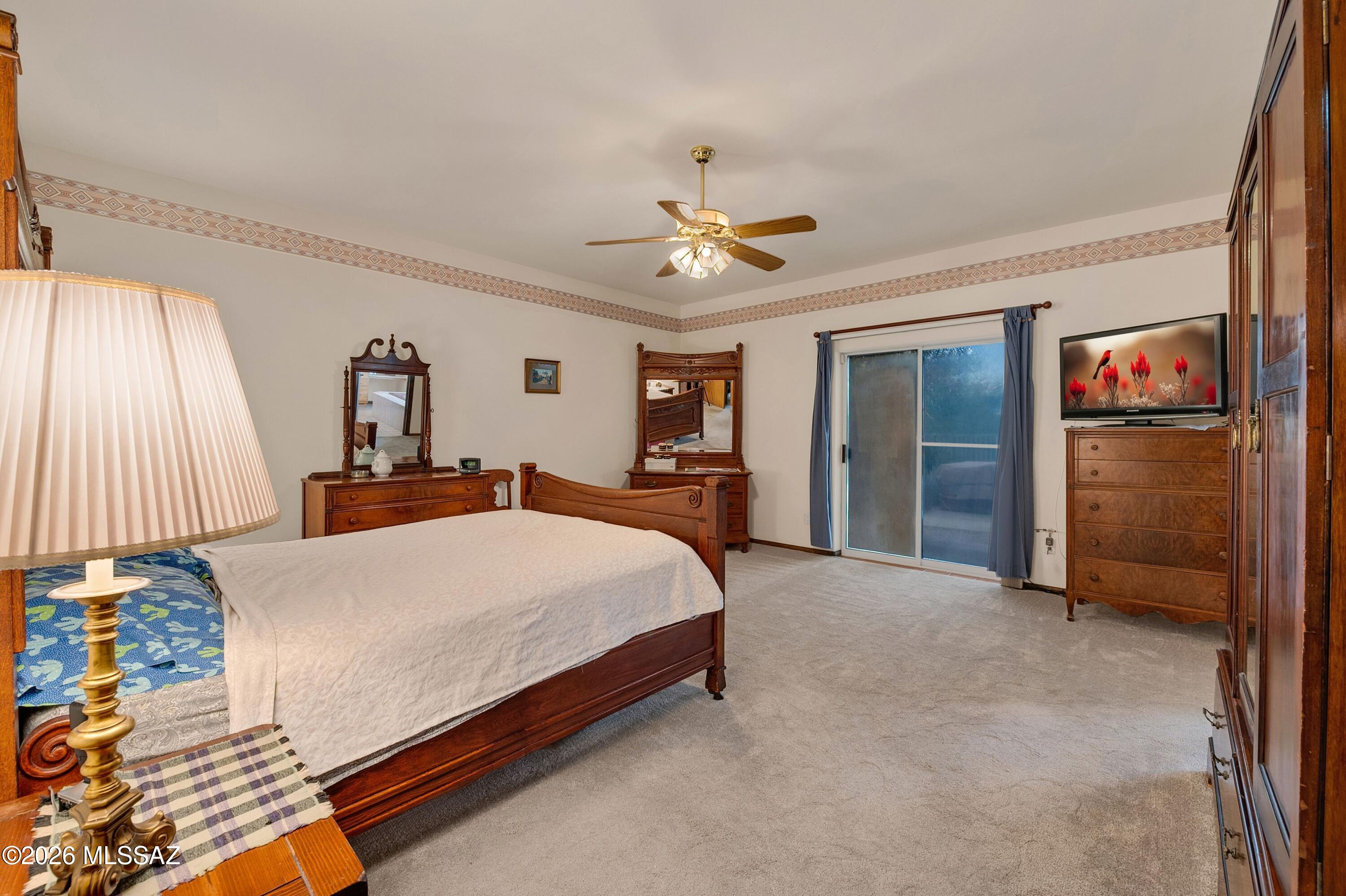 Loma De La Vista Verde (1-38) - Residential