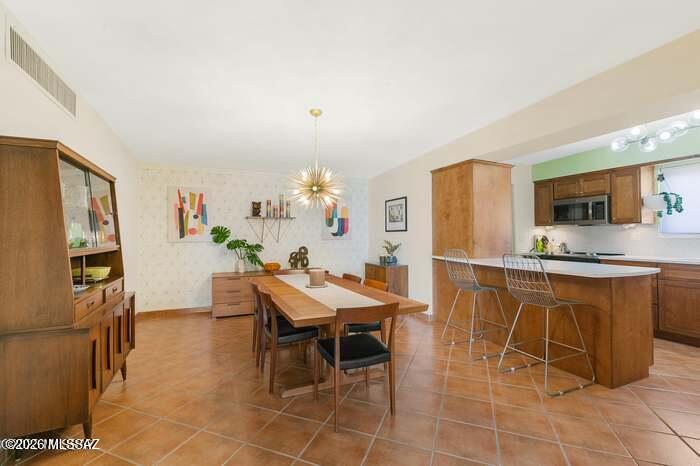 Vista Del Sierras East (1-83) - Residential Lease