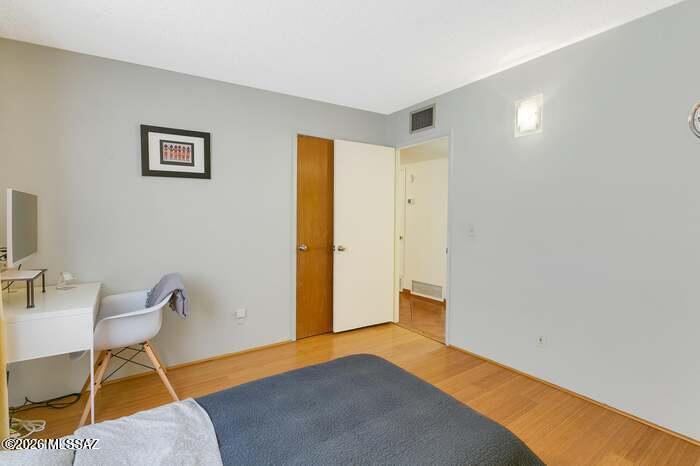 Vista Del Sierras East (1-83) - Residential Lease