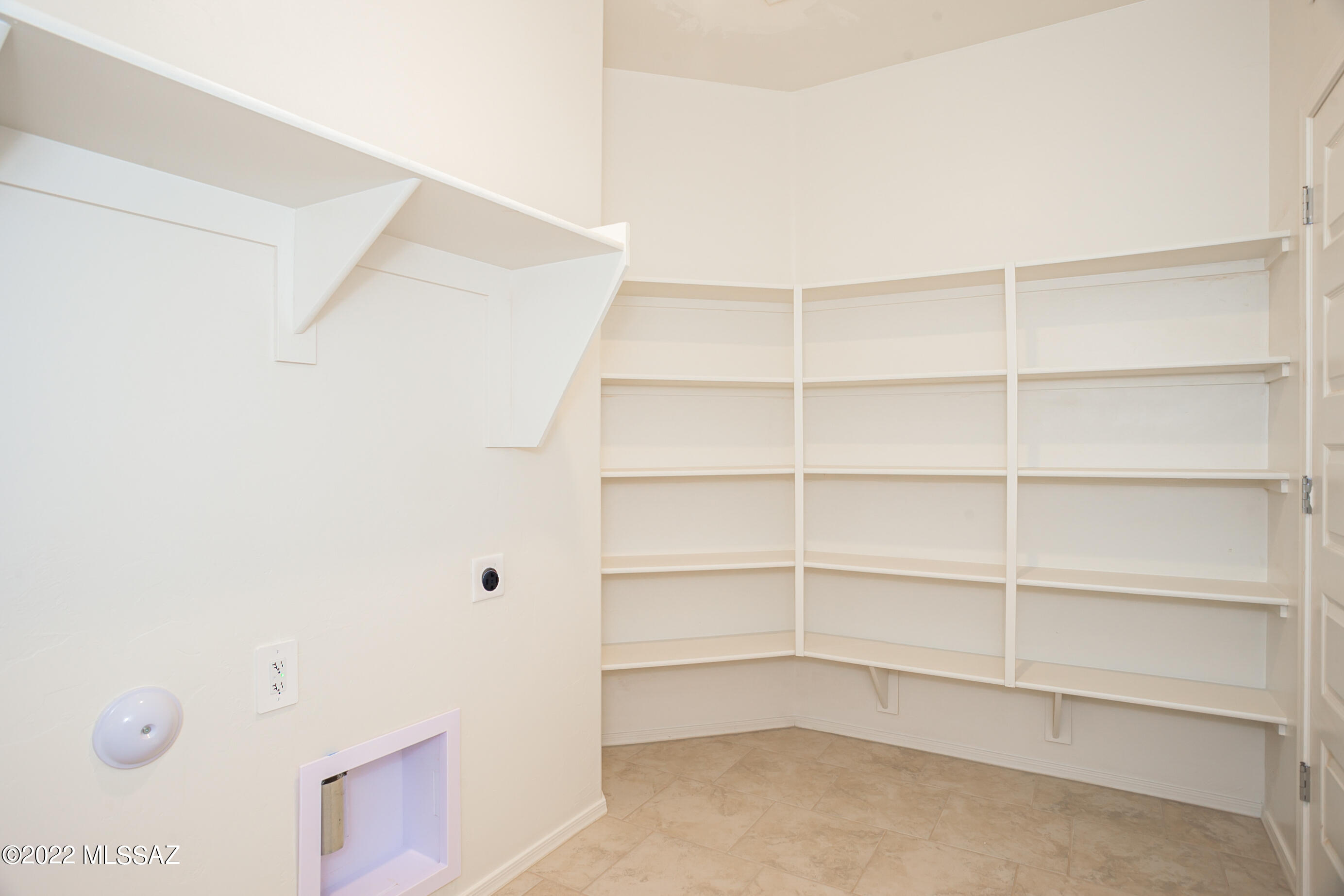 Saguaro Bloom SQ20180540069 - Residential
