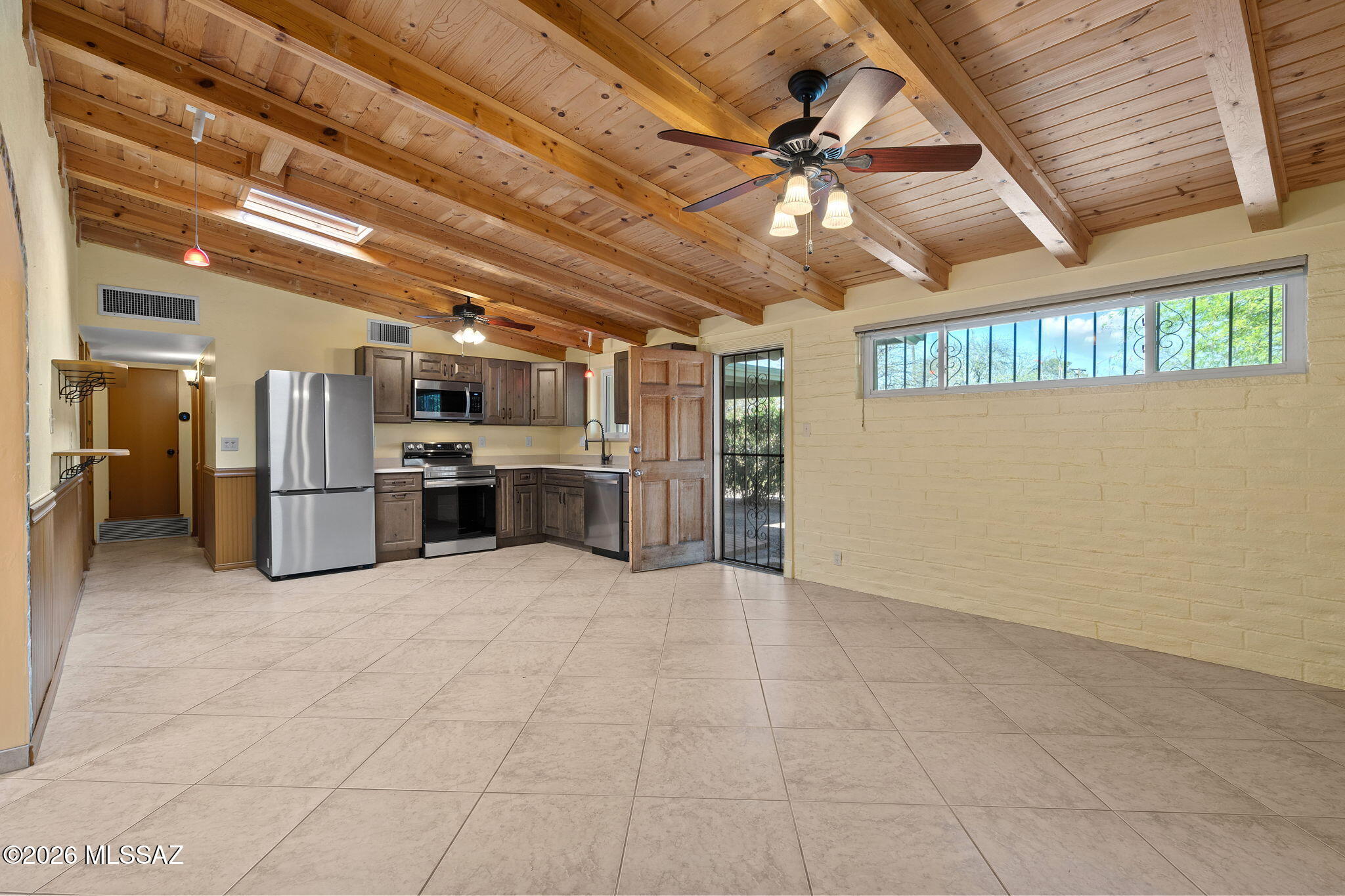 Kingston Knolls Terrace - Residential