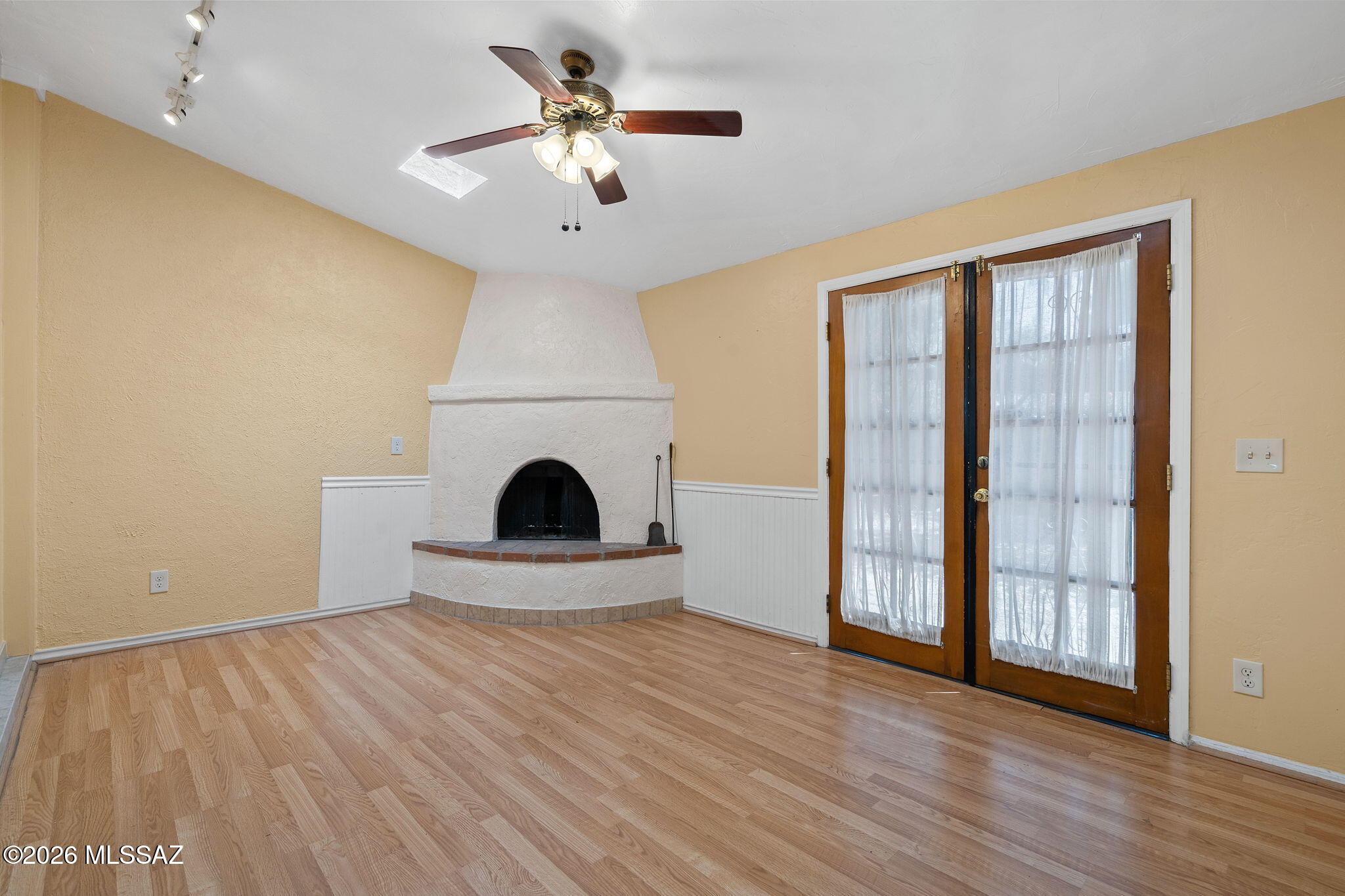 Kingston Knolls Terrace - Residential