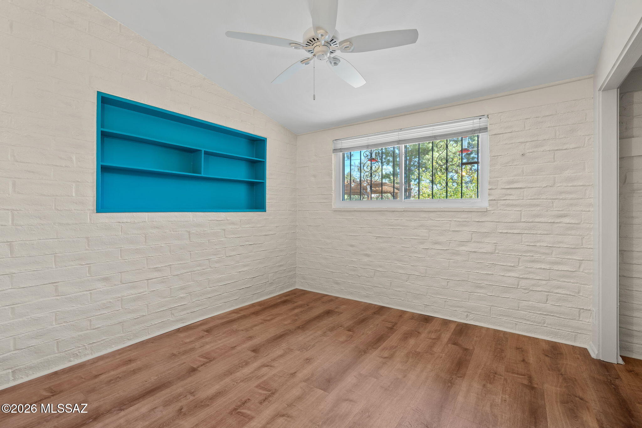 Kingston Knolls Terrace - Residential