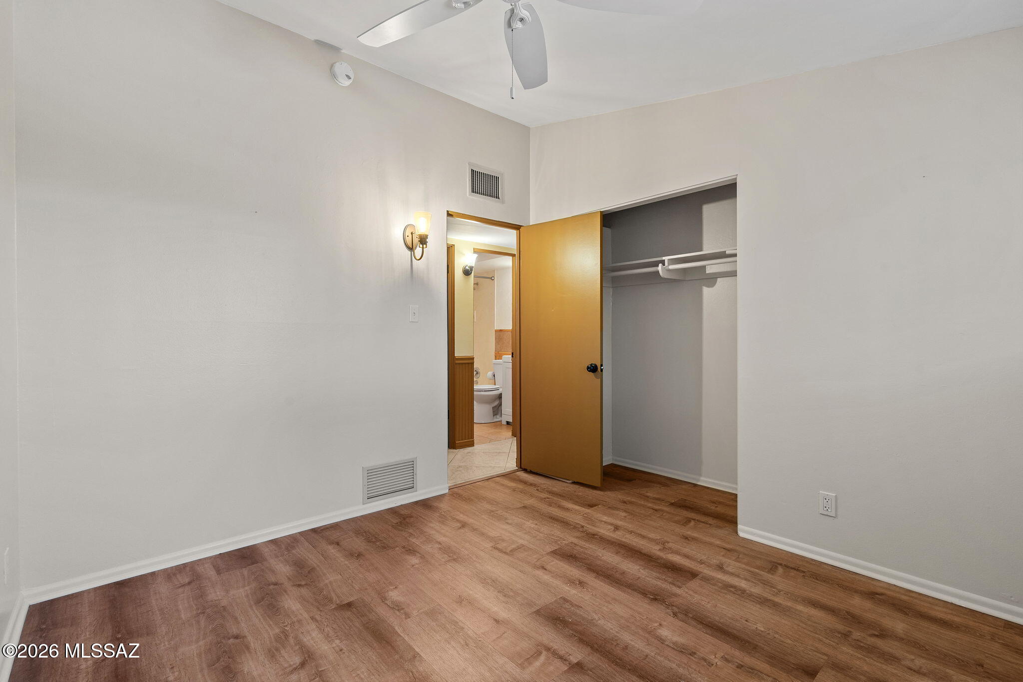 Kingston Knolls Terrace - Residential