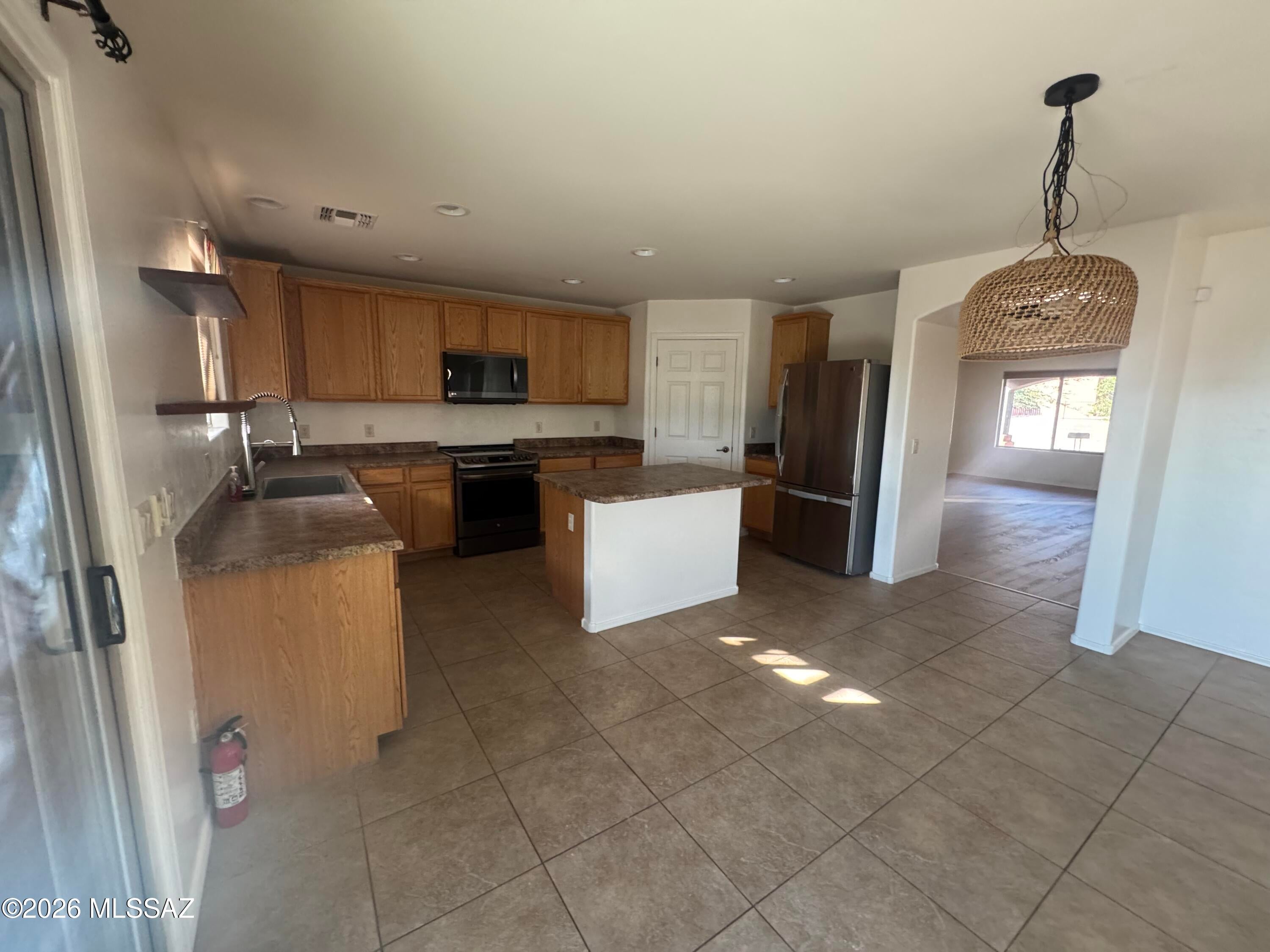 Mirasol (1-72) - Residential Lease
