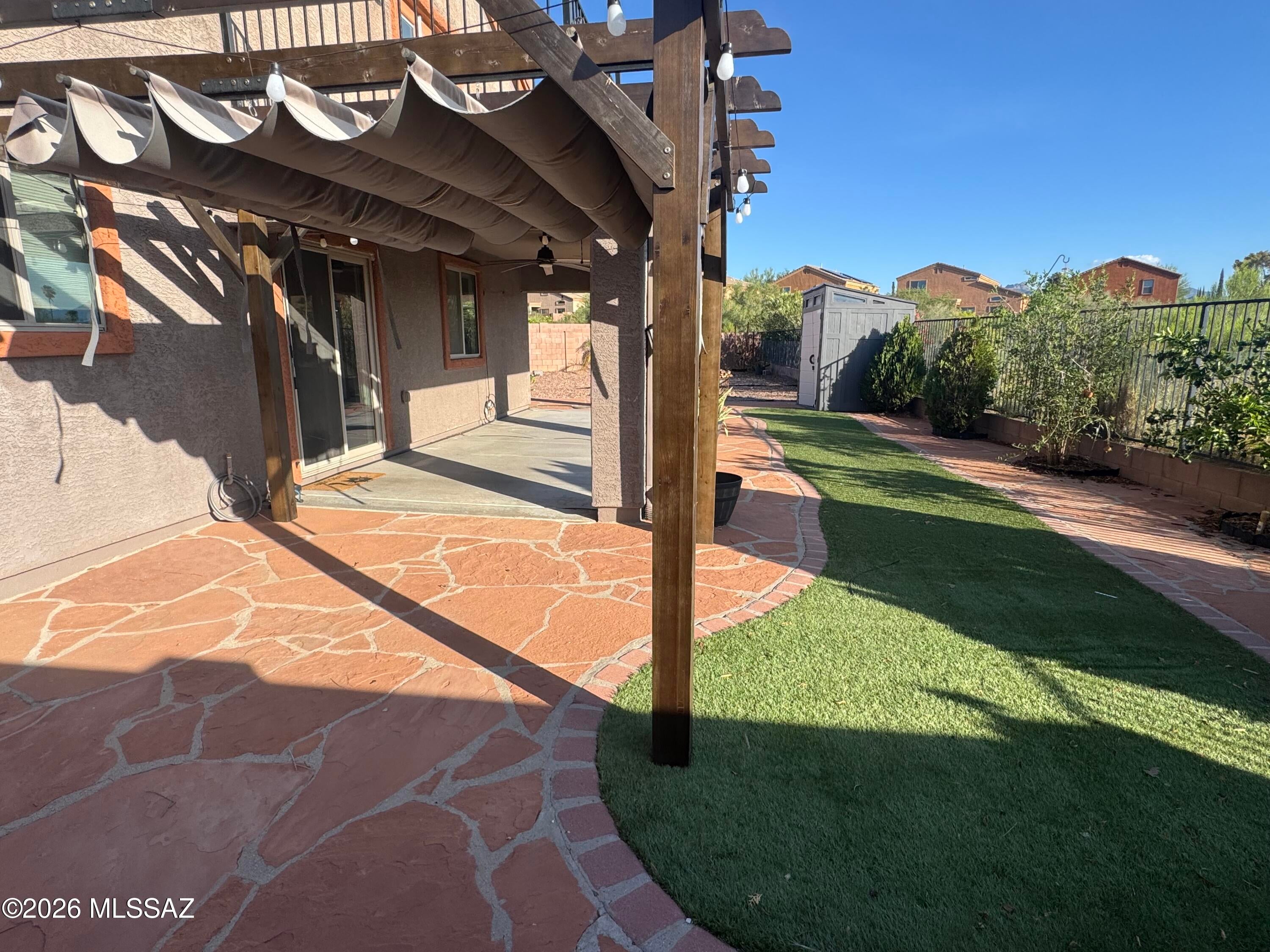 Mirasol (1-72) - Residential Lease