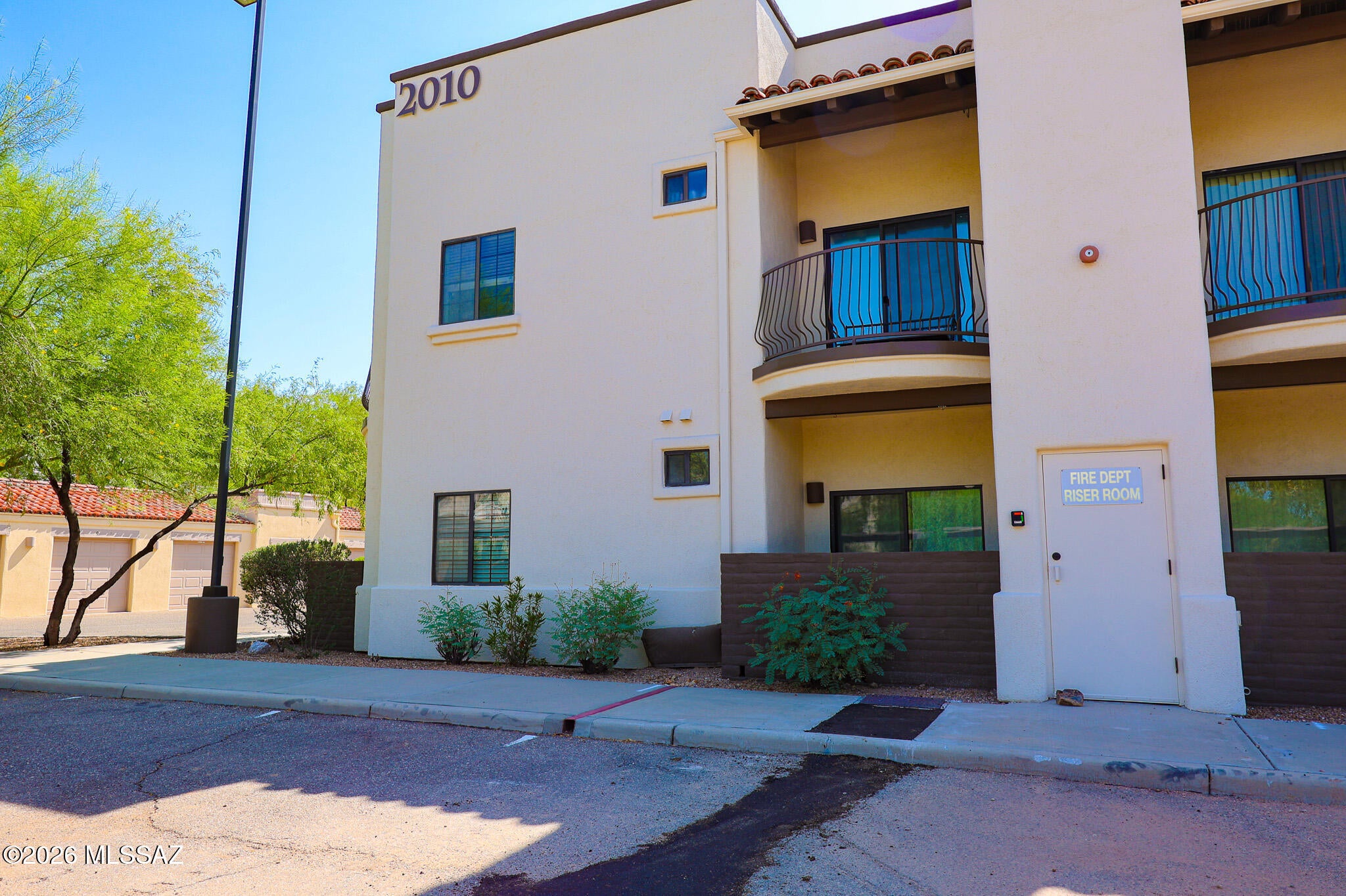 Placita Escondida Bldgs 18-20 Units 1-204 - Residential
