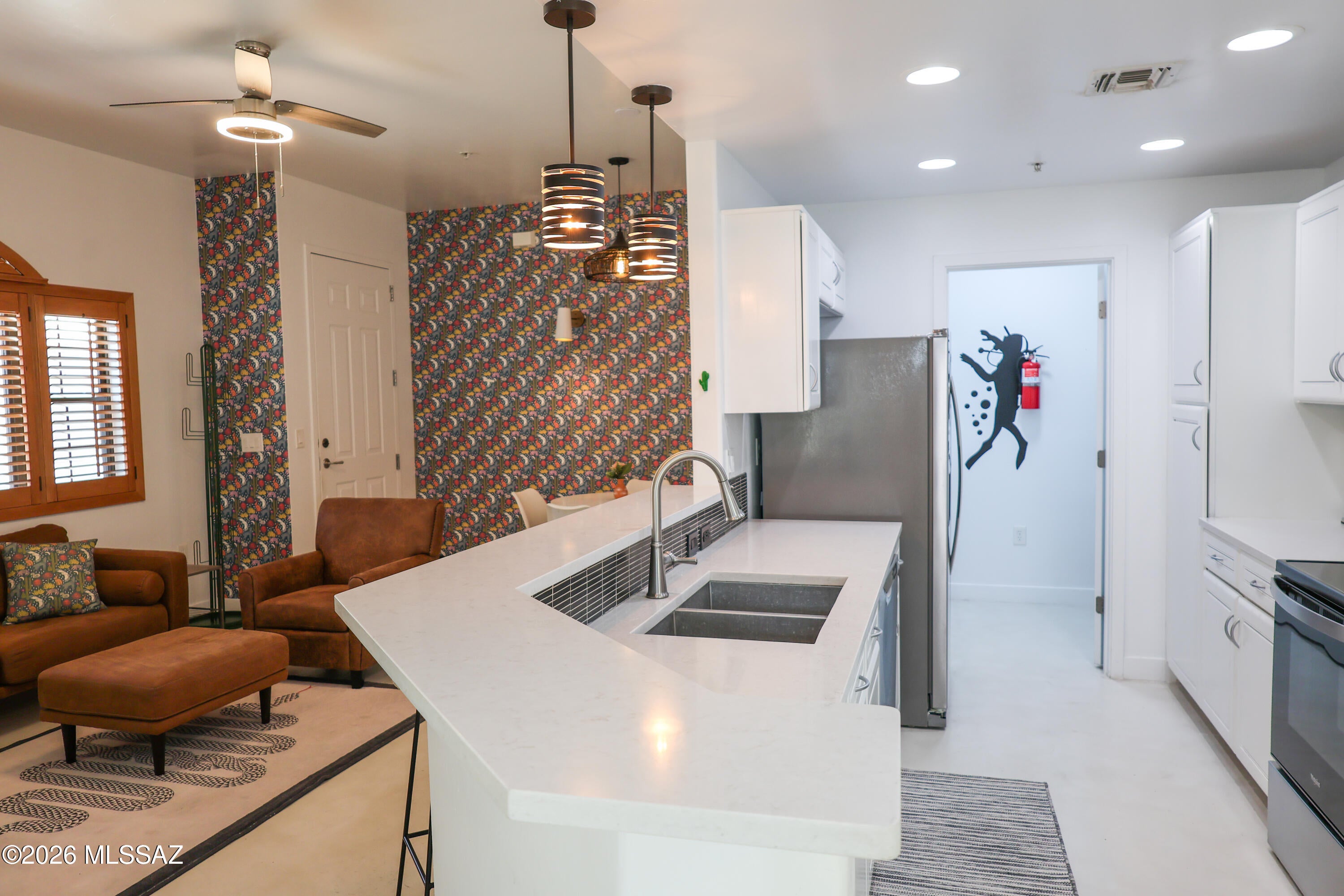 Placita Escondida Bldgs 18-20 Units 1-204 - Residential
