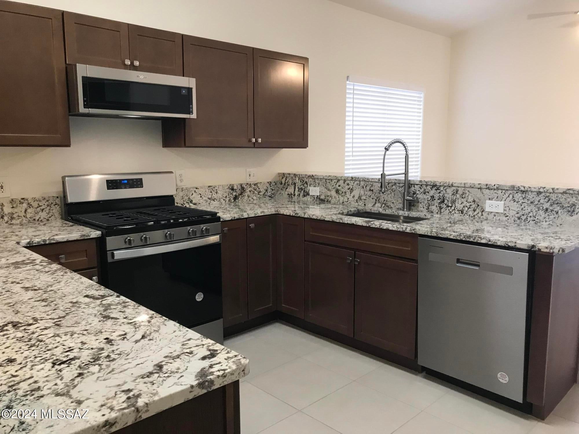 Silver Pass PH. III (396-469) - Residential Lease