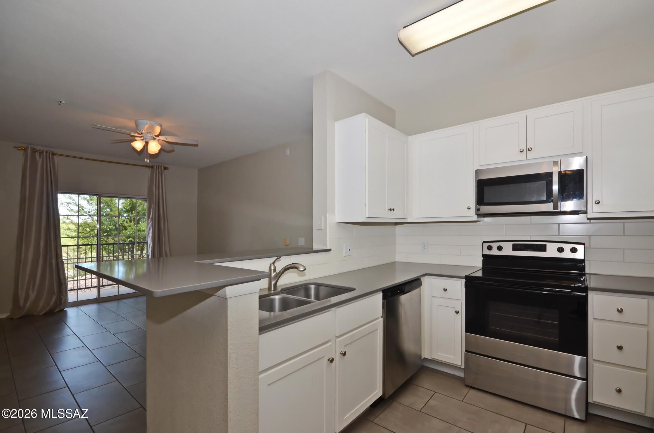 The Boulders at La Reserve Condominiums - Residential