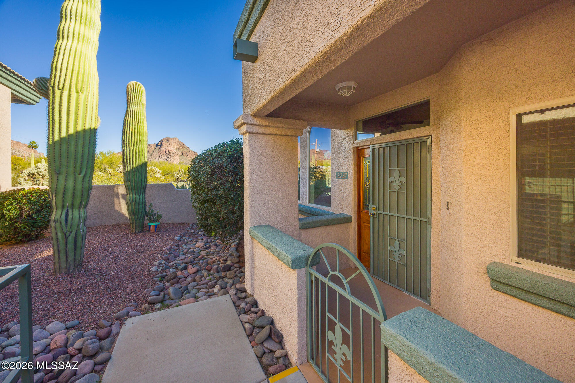 Kinney Village (1-112) - Residential