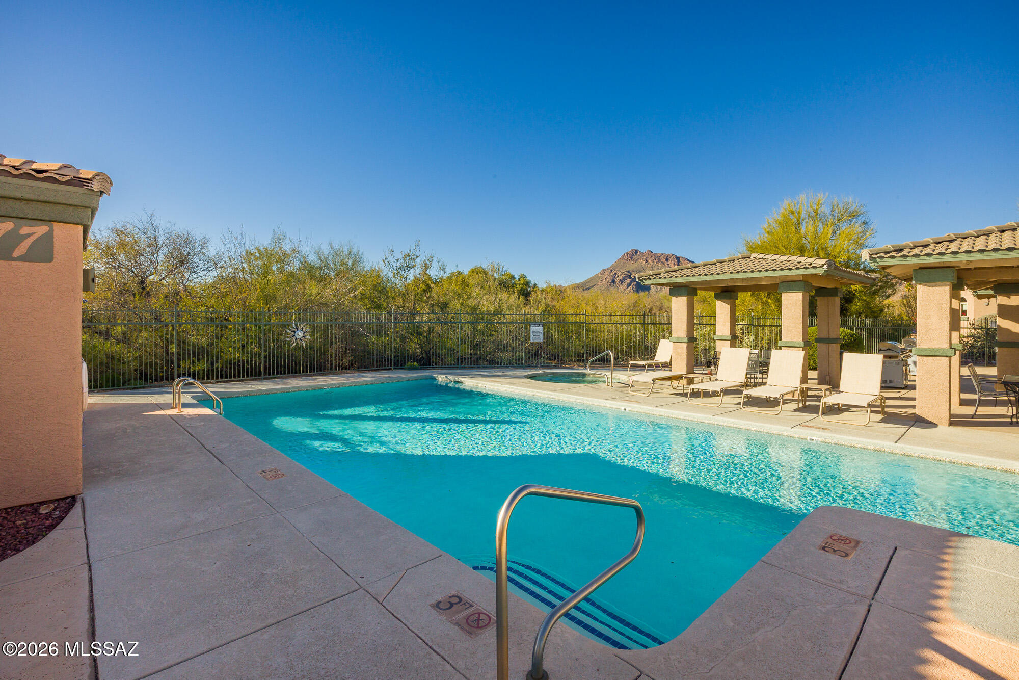 Kinney Village (1-112) - Residential