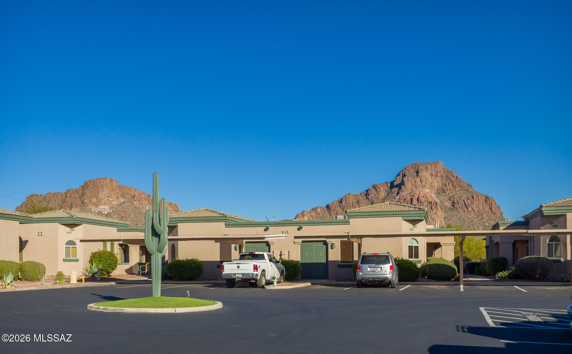 Kinney Village (1-112) - Residential