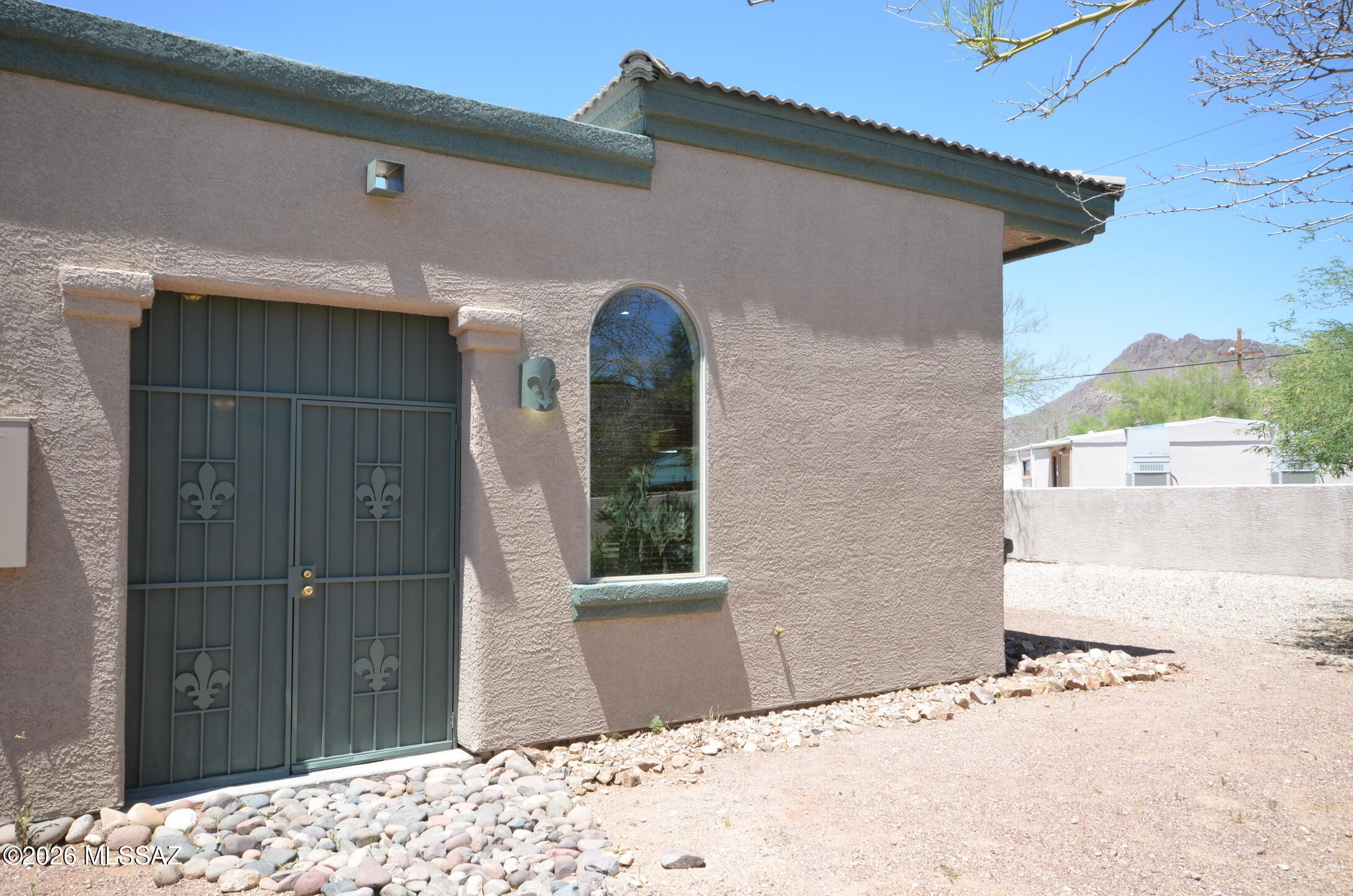 Kinney Village (1-112) - Residential