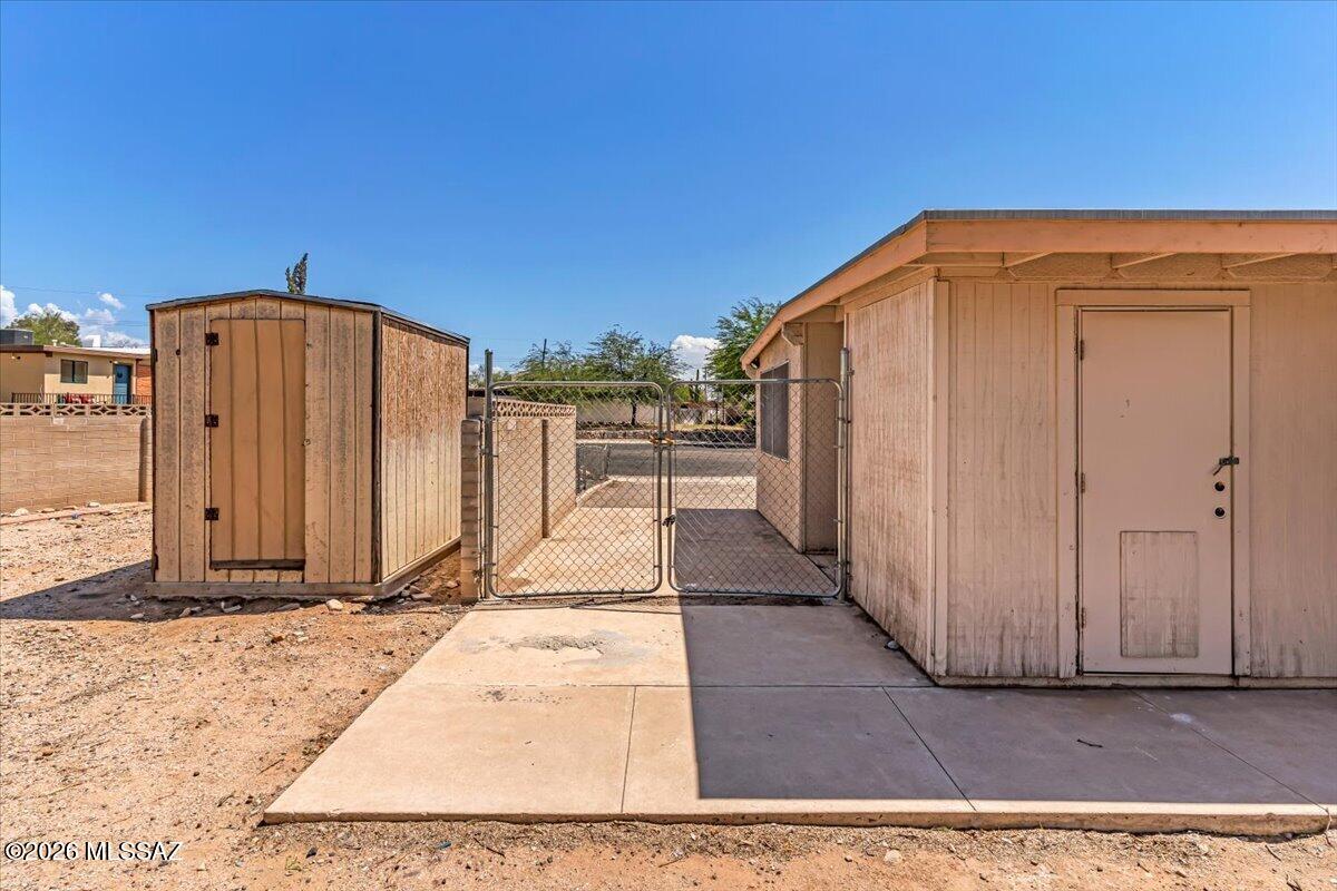 Sherwood Village Terrace (1-85) - Residential