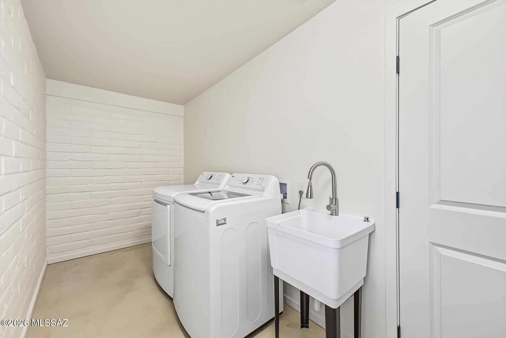Carriage Hill West (1-49) - Residential