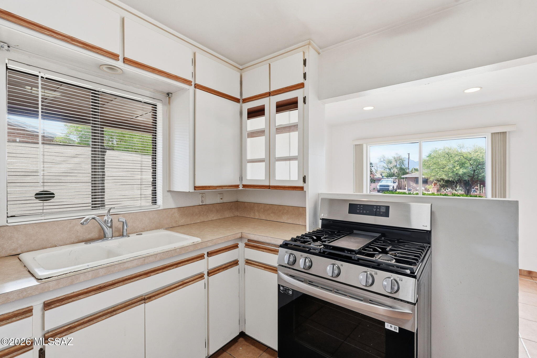 Manana Vista - Residential