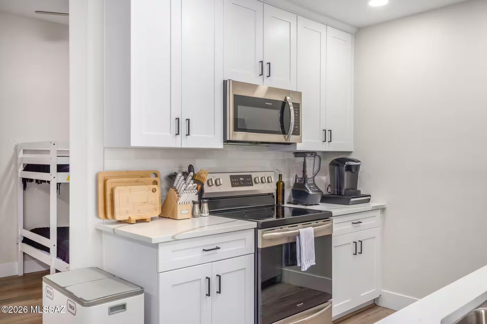 Placita Escondida Bldgs 18-20 Units 1-204 - Residential