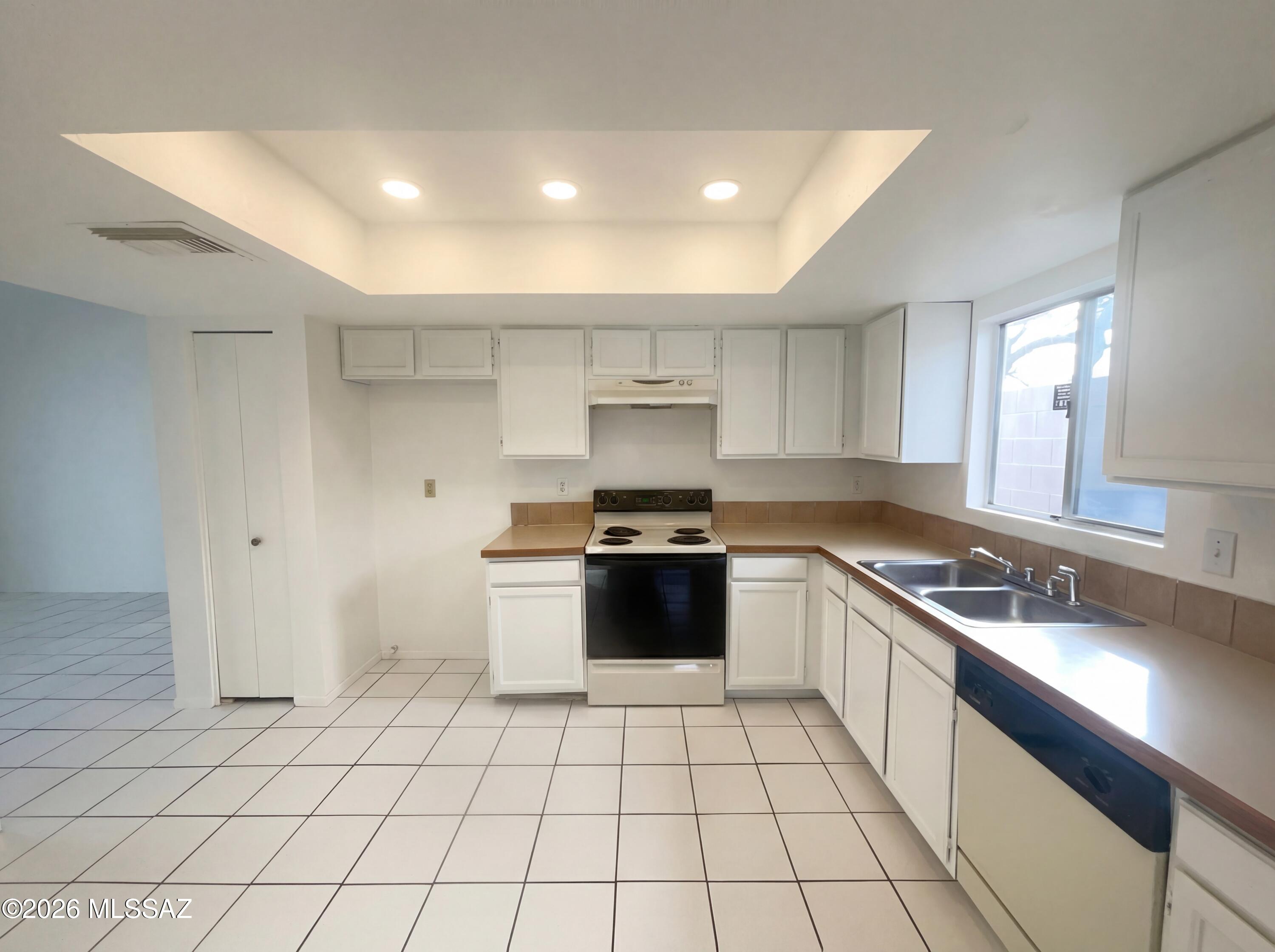 Edgebrooke Village (1-79) - Residential