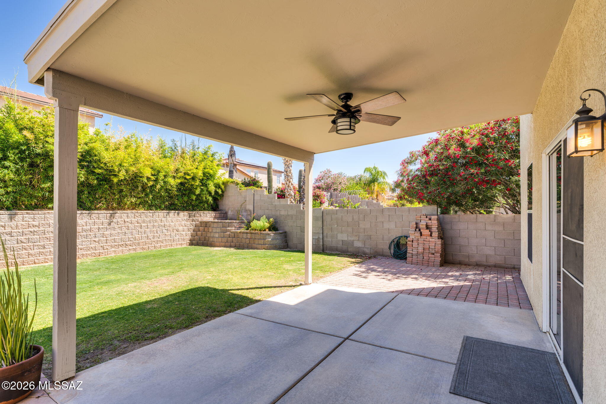 La Cholla Bluffs - Residential