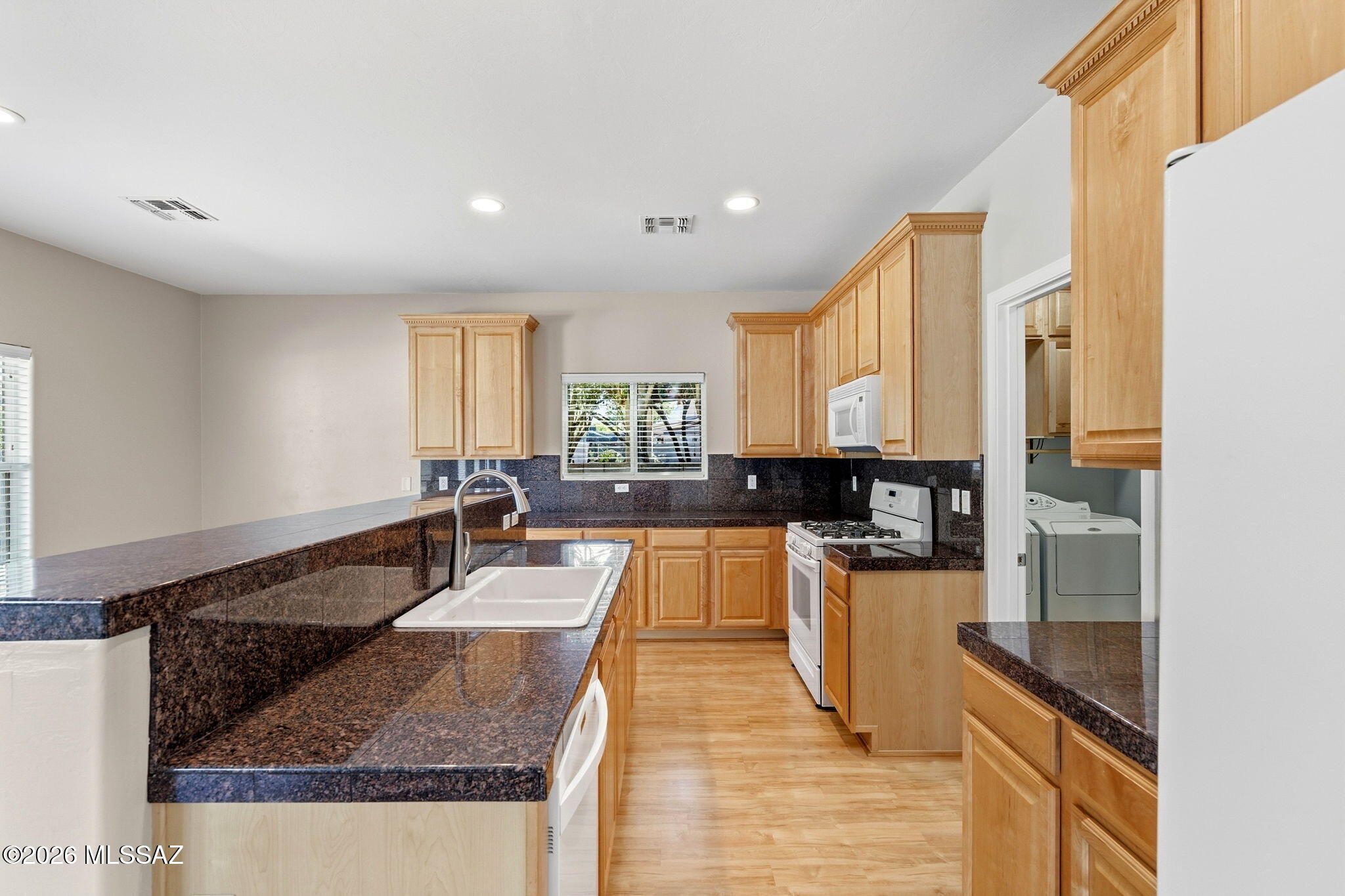 La Cholla Bluffs - Residential