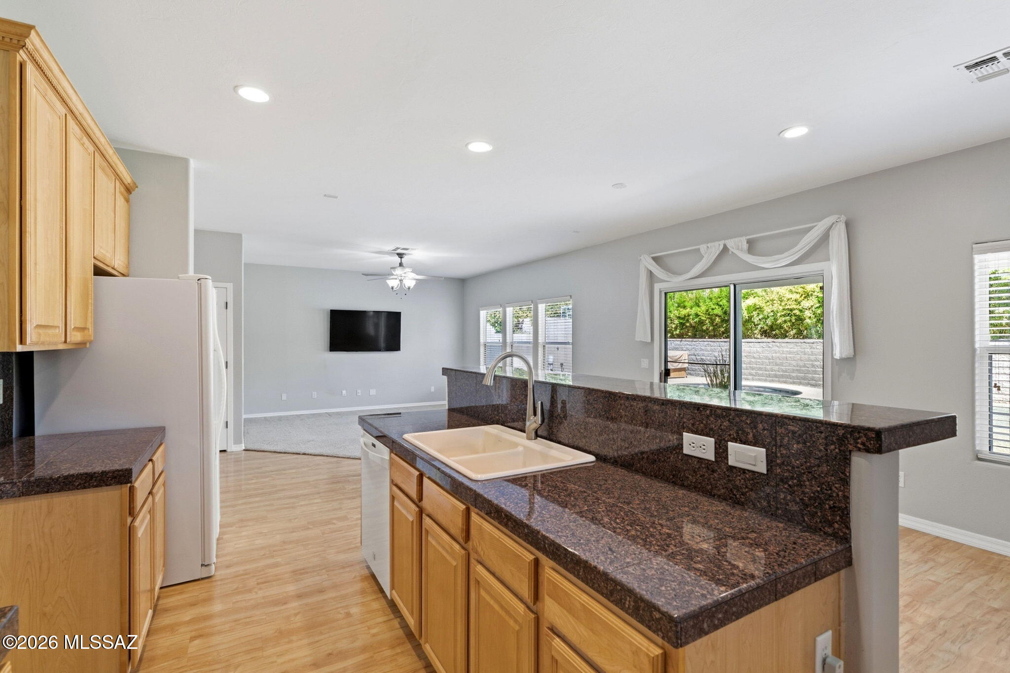 La Cholla Bluffs - Residential
