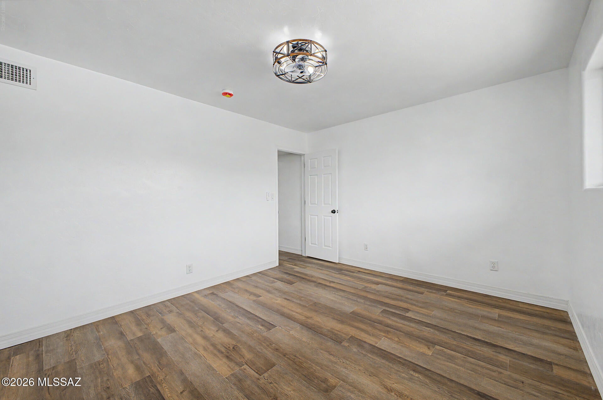Villa Venice Condos - Residential