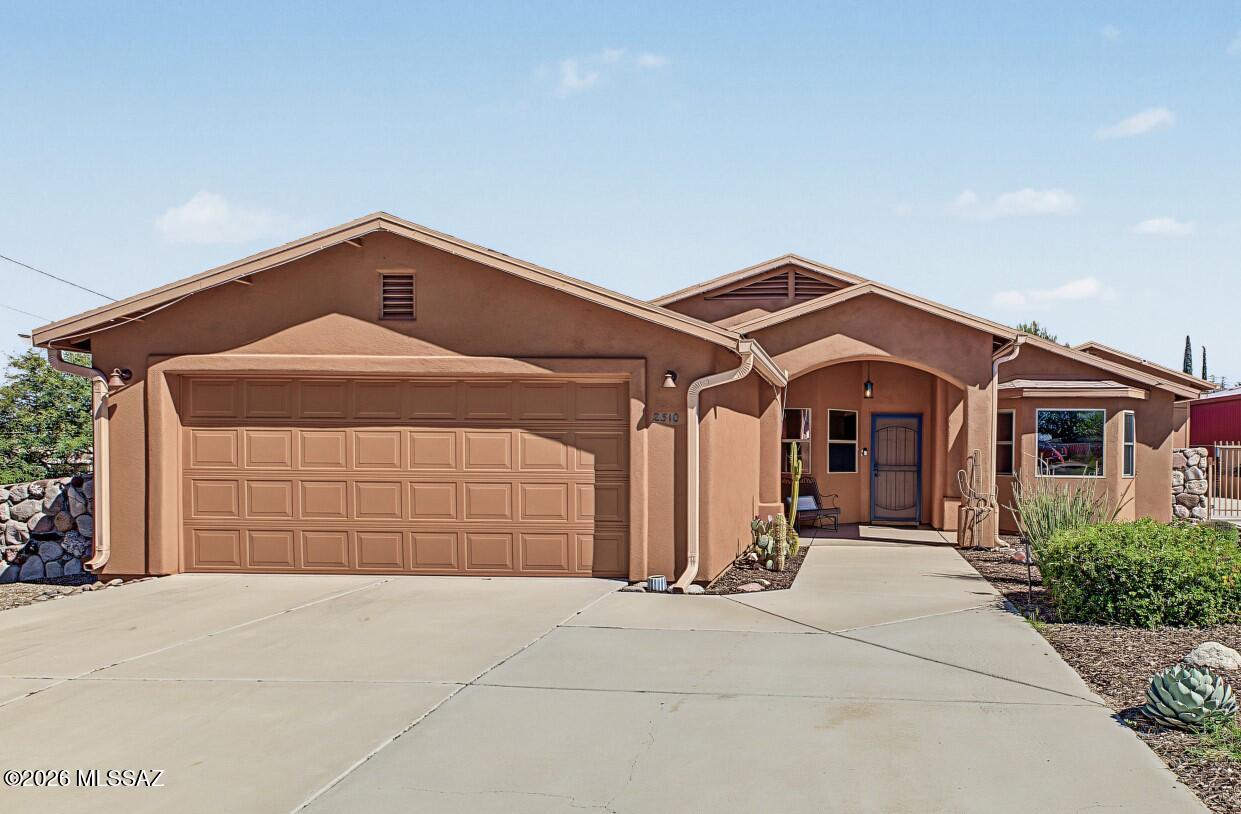 Oracle Village Estates - Residential