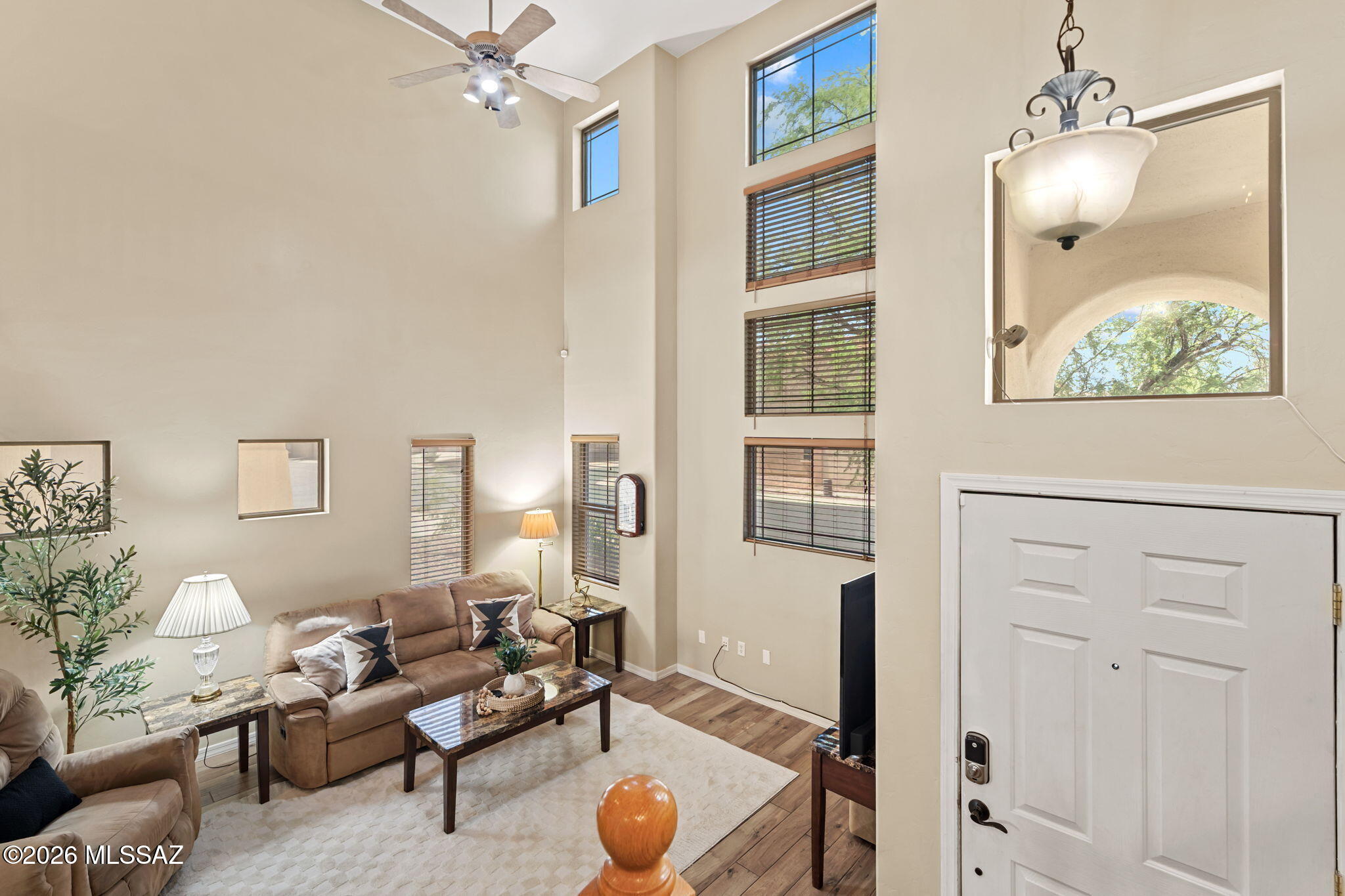 Presidio De Cancion (1-200) - Residential