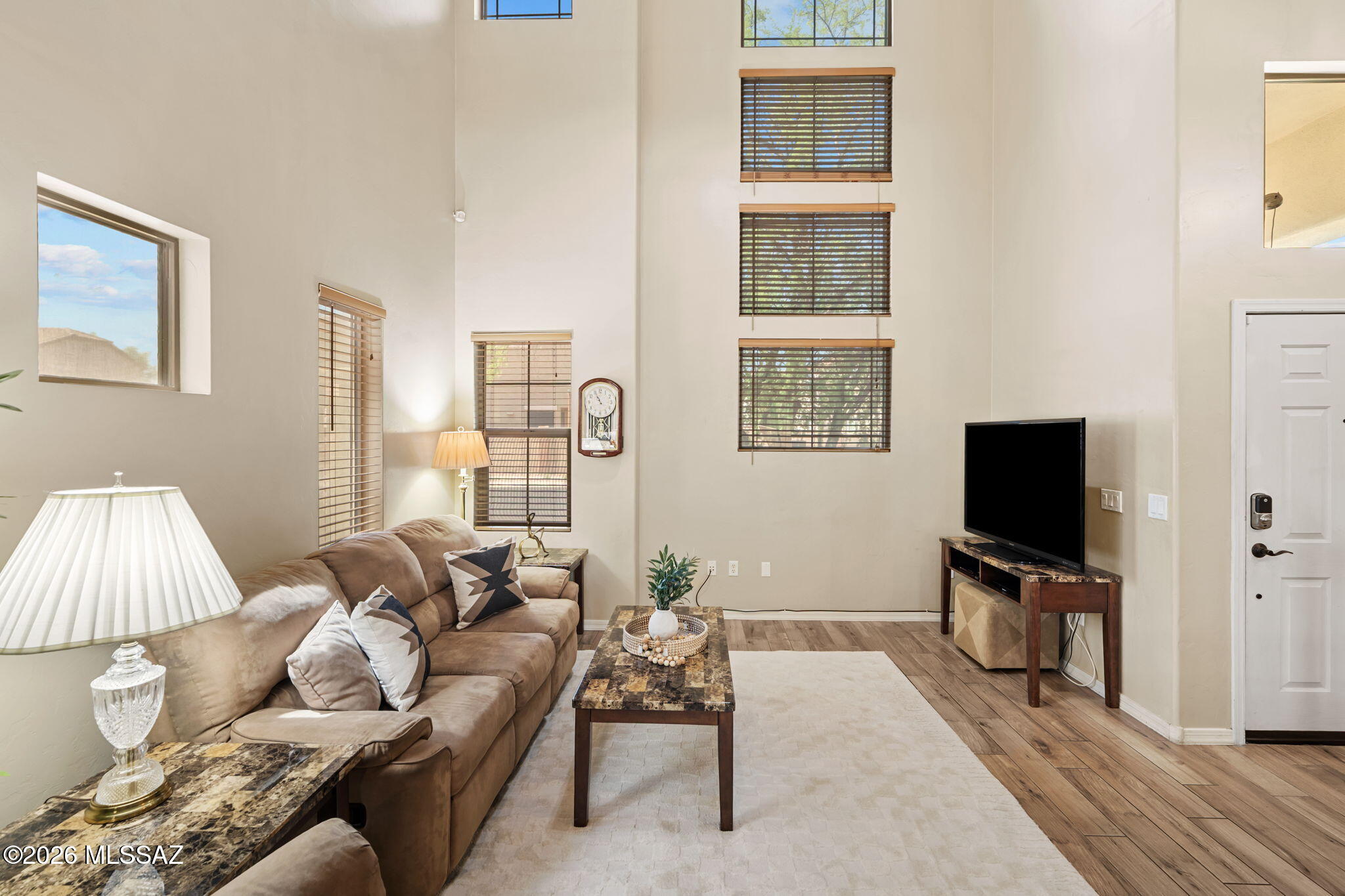 Presidio De Cancion (1-200) - Residential