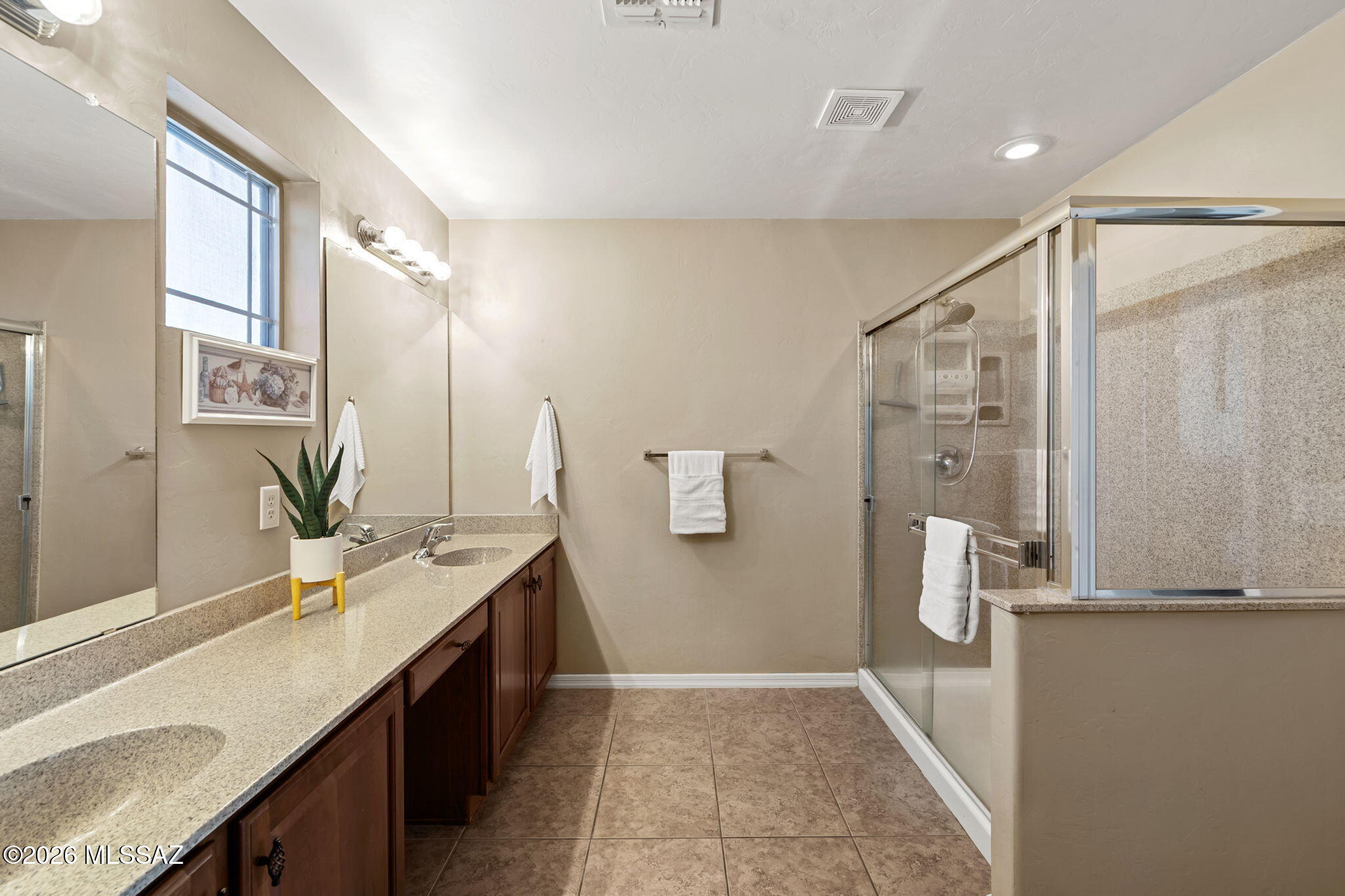 Presidio De Cancion (1-200) - Residential