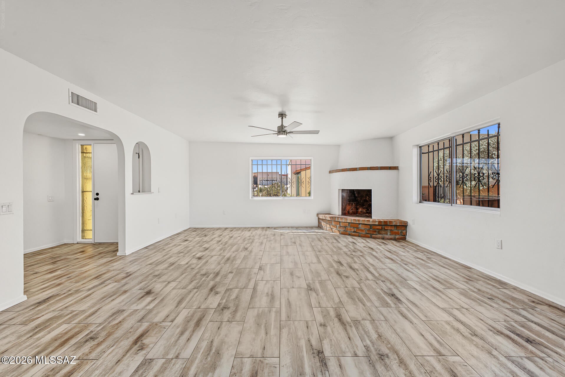 Continental Vistas(1-302) - Residential