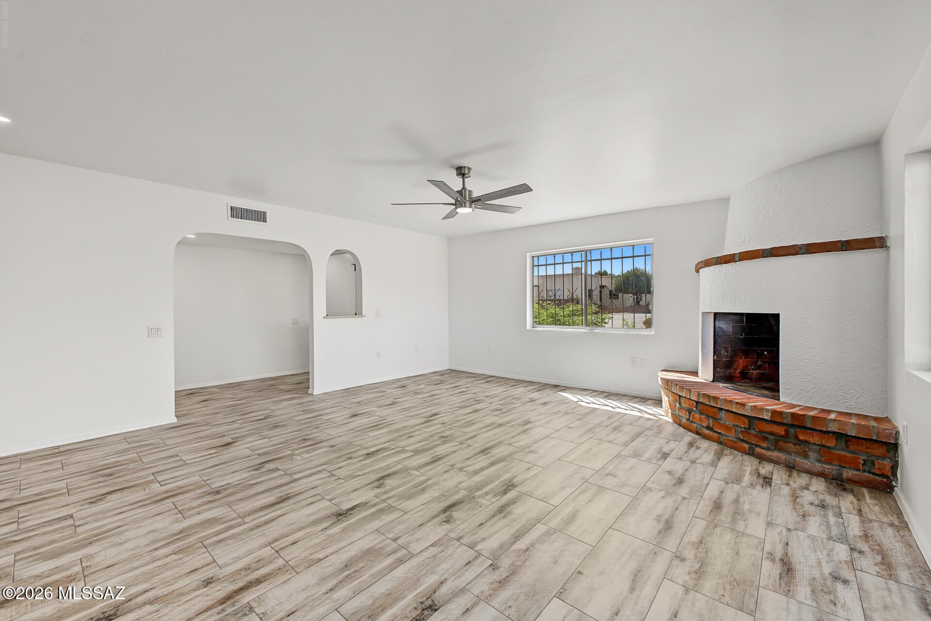 Continental Vistas(1-302) - Residential
