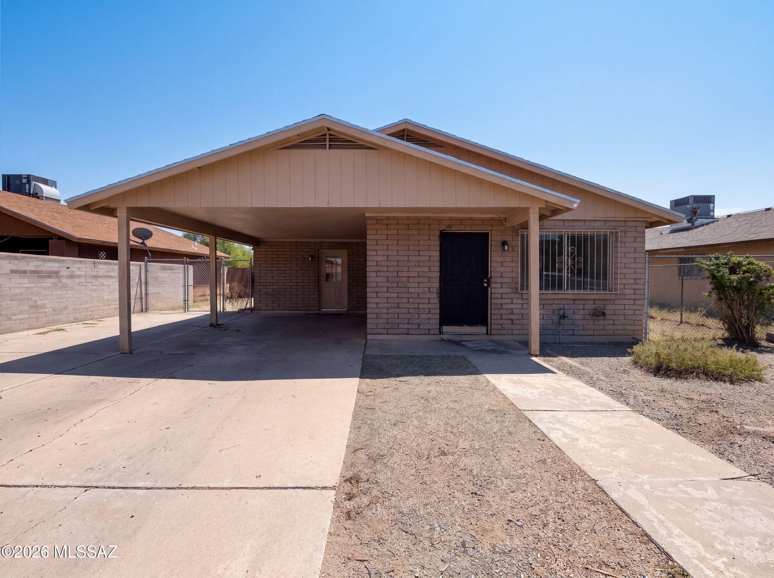 Los Olivos Est II (25-84) - Residential