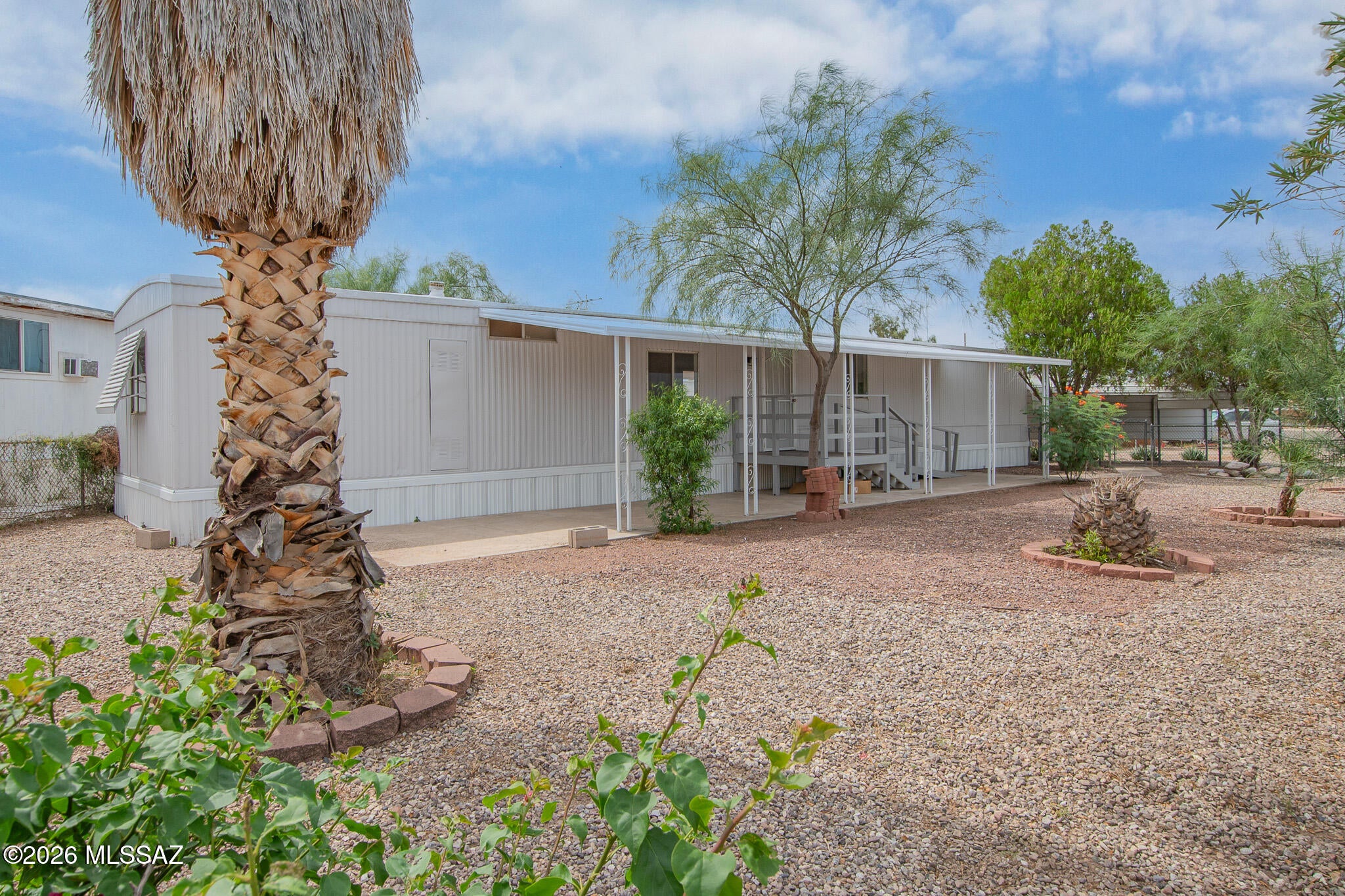 Cholla Manor (1-86) - Residential