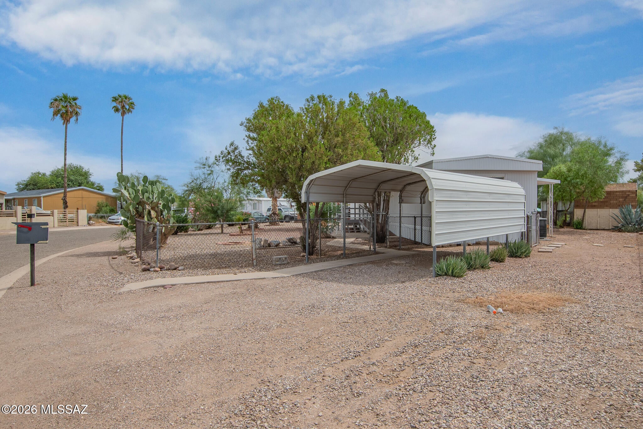 Cholla Manor (1-86) - Residential
