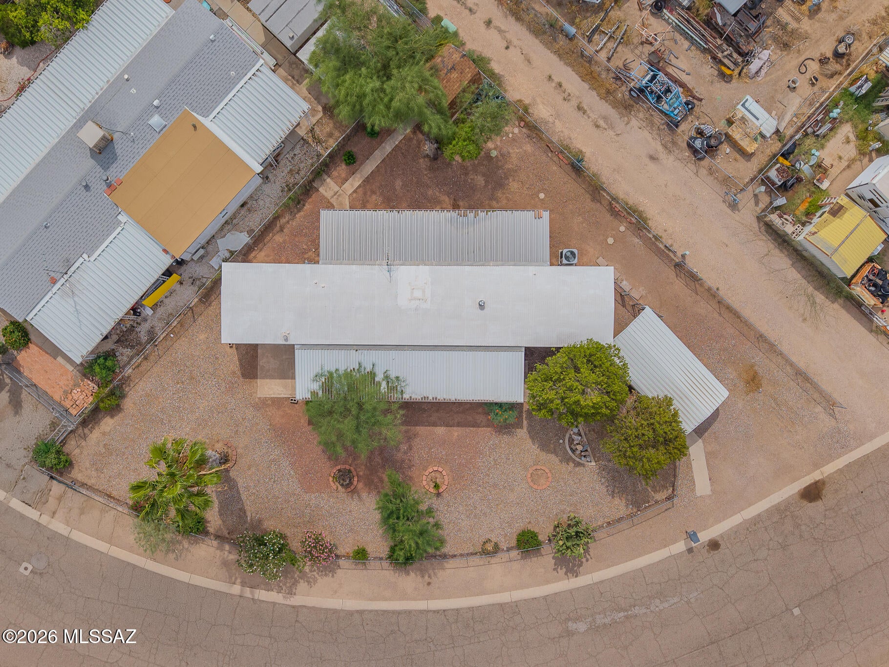 Cholla Manor (1-86) - Residential