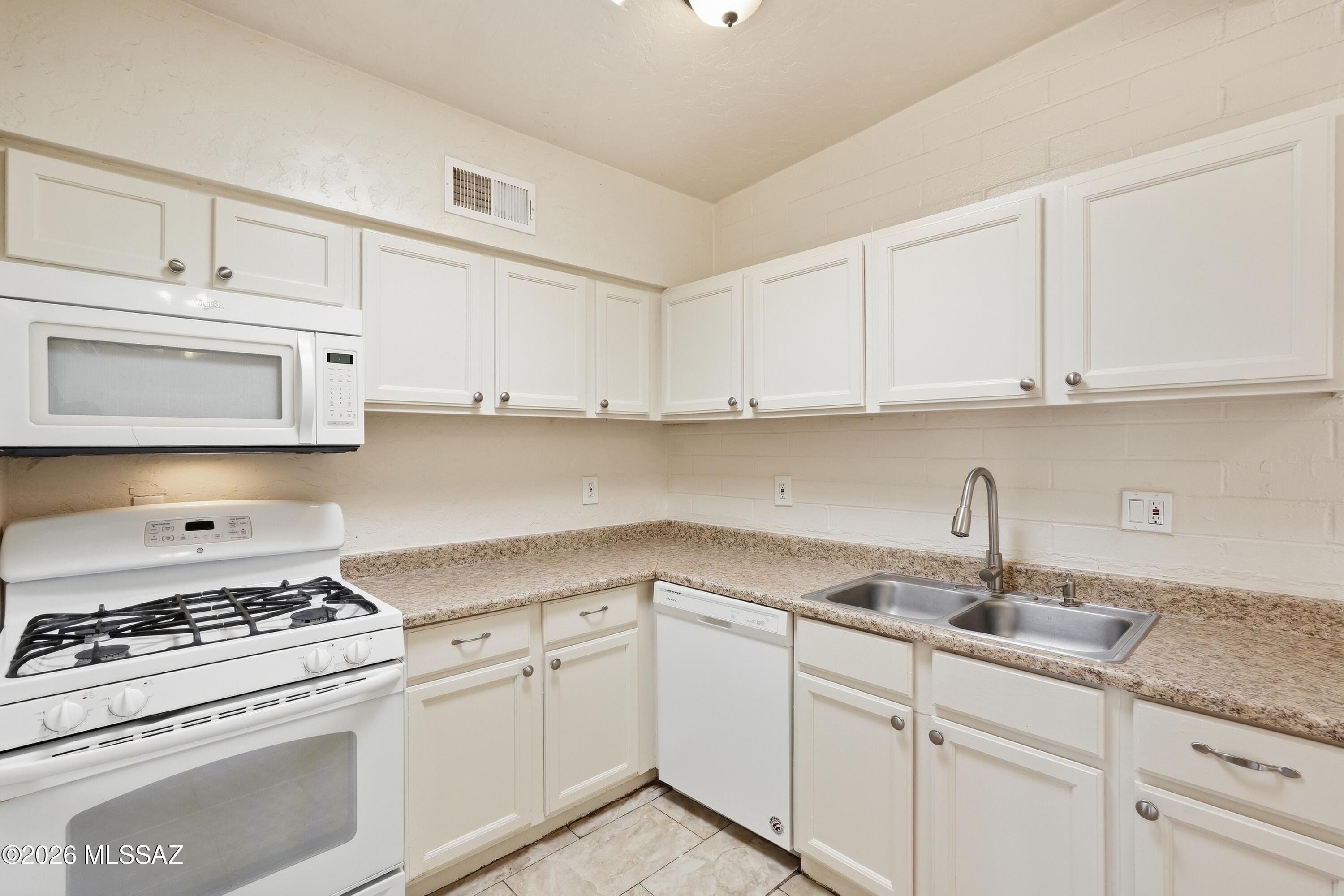 Drexel Terrace NO. 2, Resub No. 1 - Residential Lease