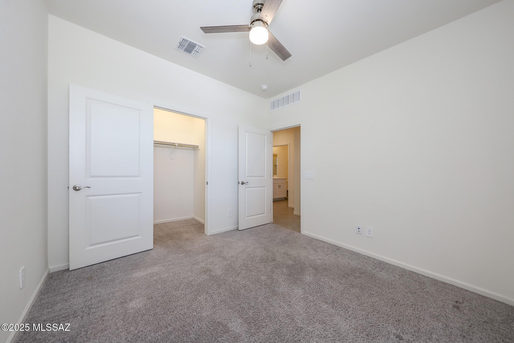 Valencia Crossing - Residential Lease