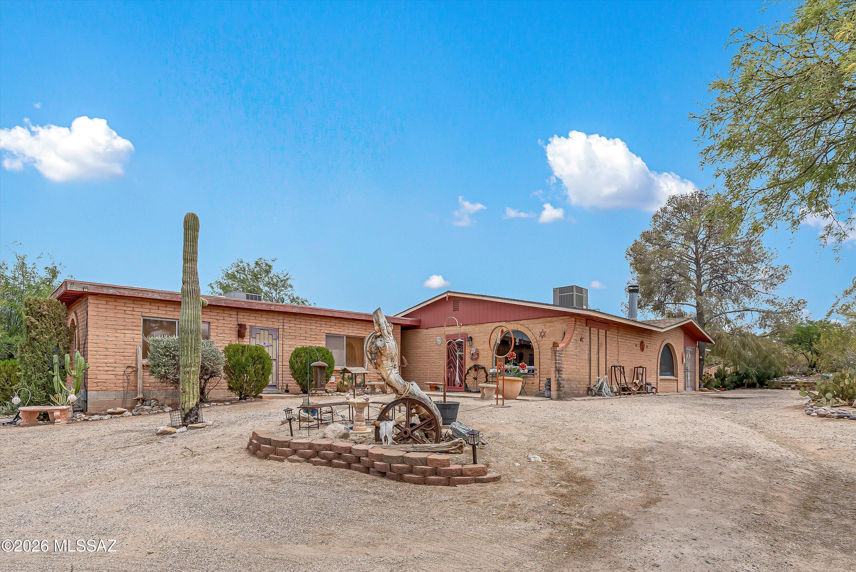 Rancho Del Este (1-128) - Residential
