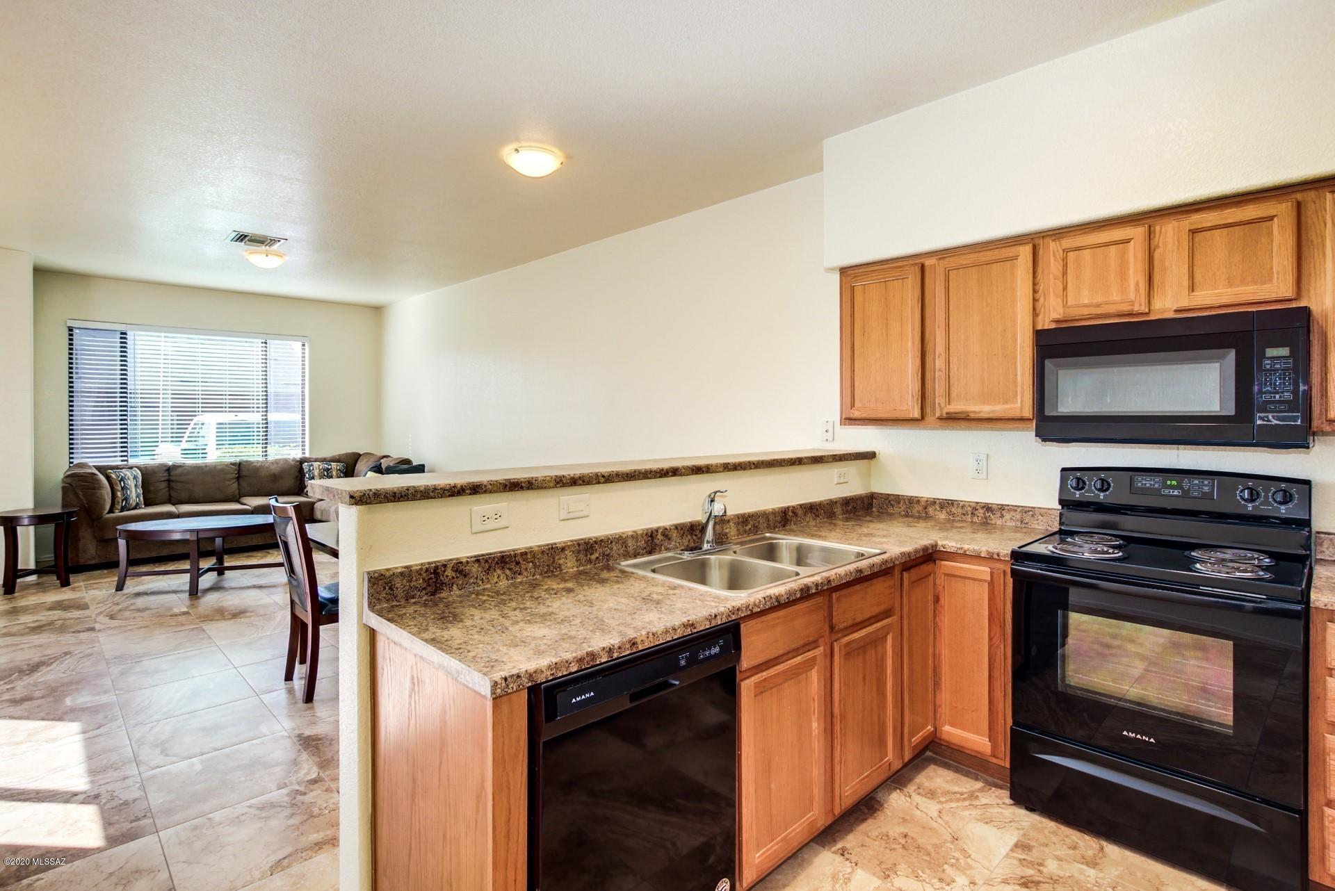 Mountain View Condos. (1-76) - Residential Lease