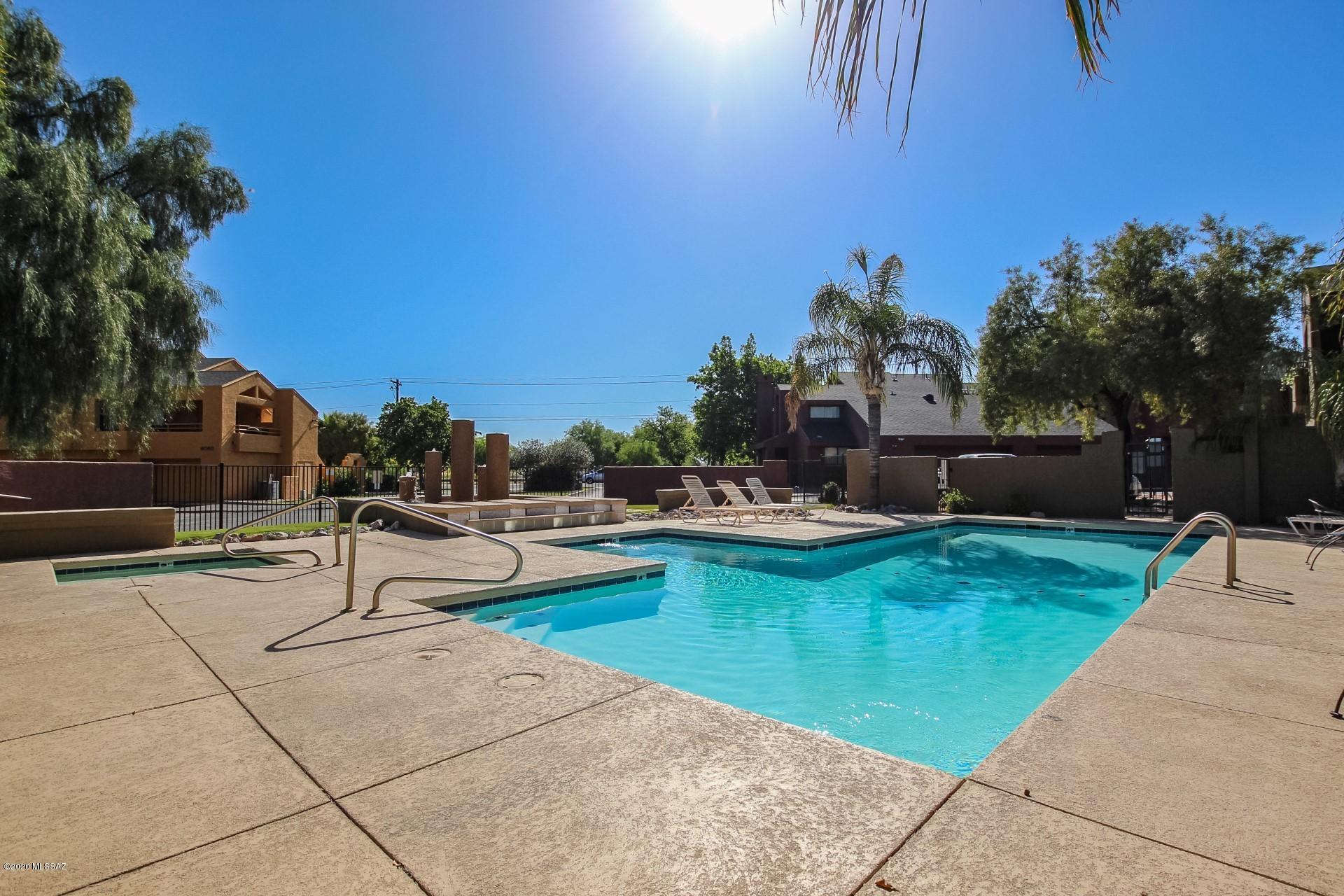 Mountain View Condos. (1-76) - Residential Lease