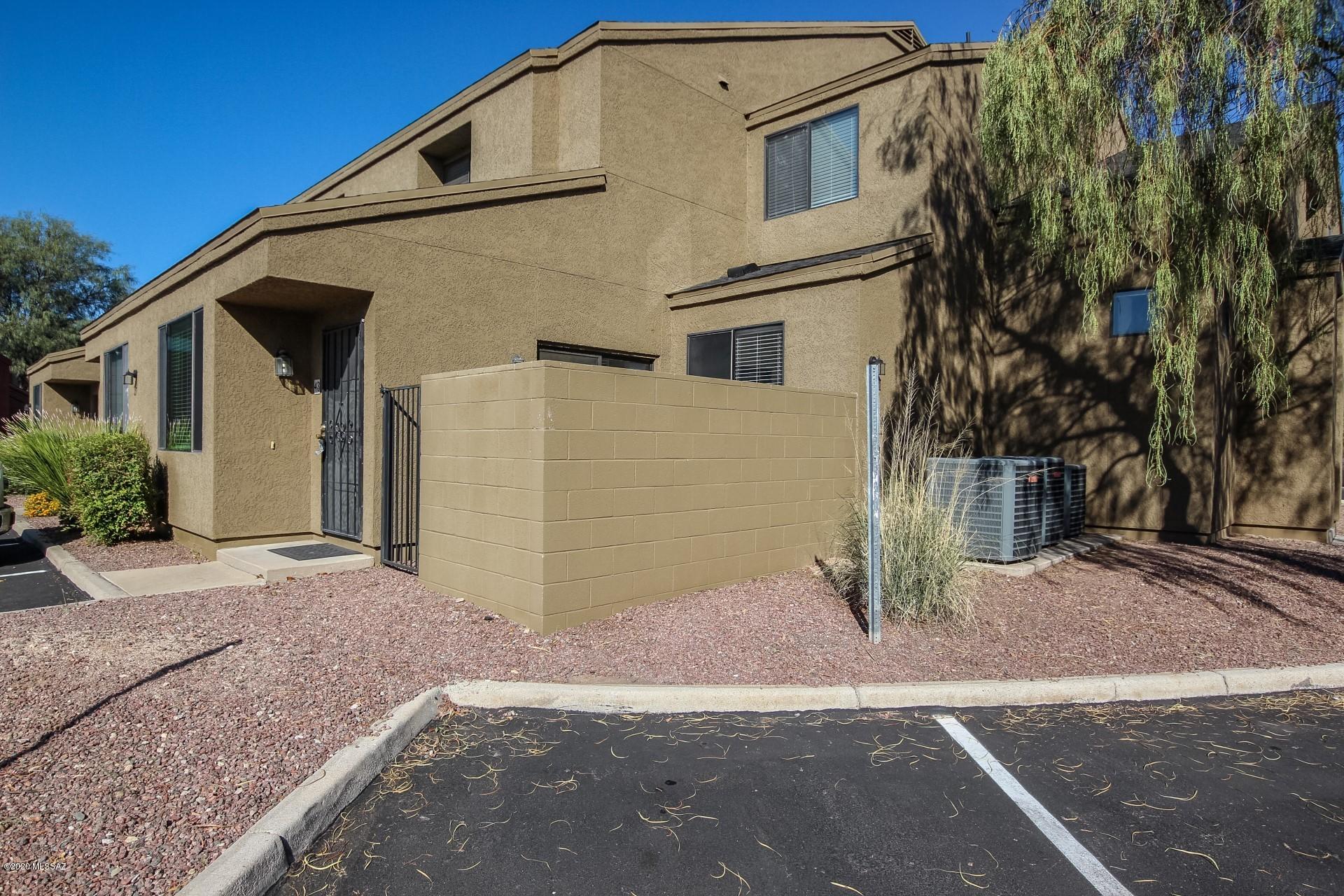 Mountain View Condos. (1-76) - Residential Lease