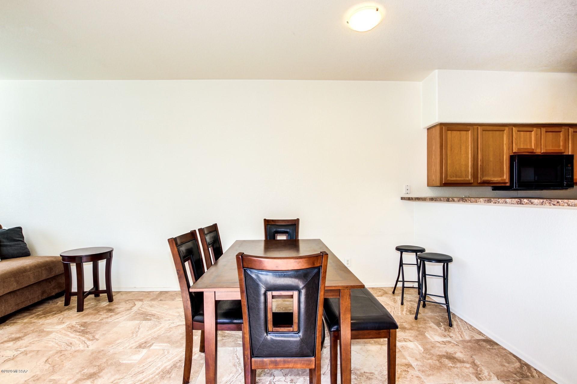 Mountain View Condos. (1-76) - Residential Lease