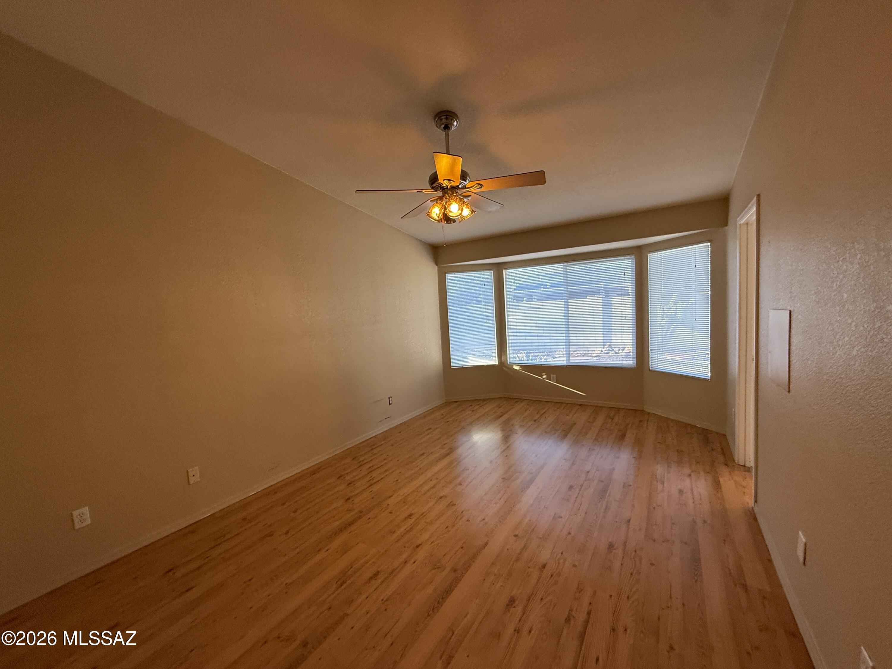 Silver Moon (1-101) - Residential