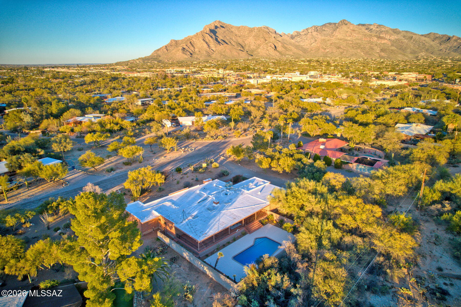 Casas Adobes Estates Resub. (1-67) - Residential