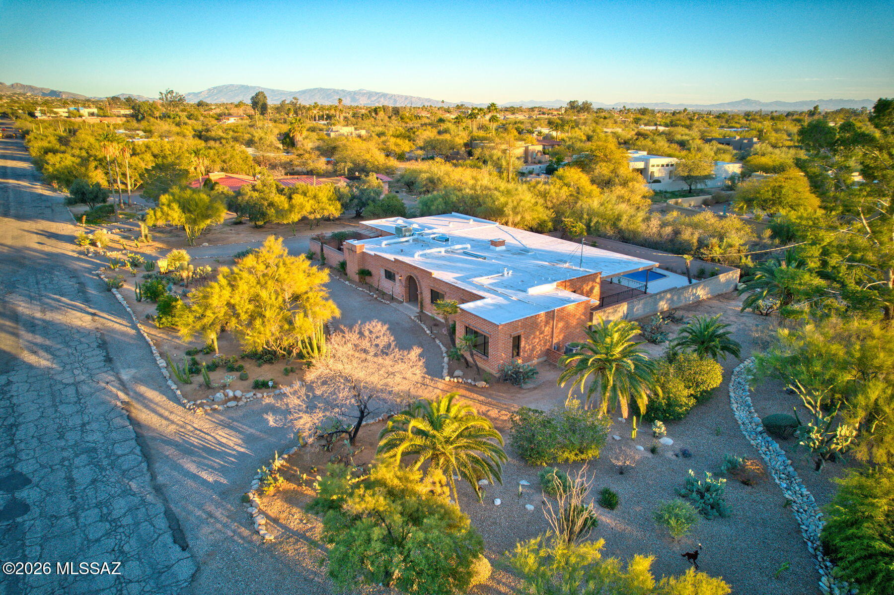 Casas Adobes Estates Resub. (1-67) - Residential