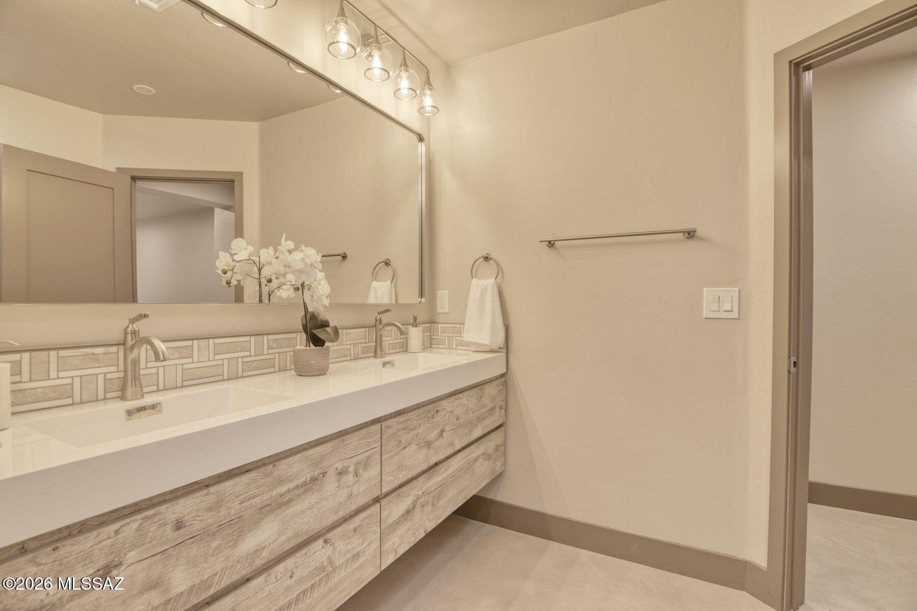 Casas Adobes Estates Resub. (1-67) - Residential